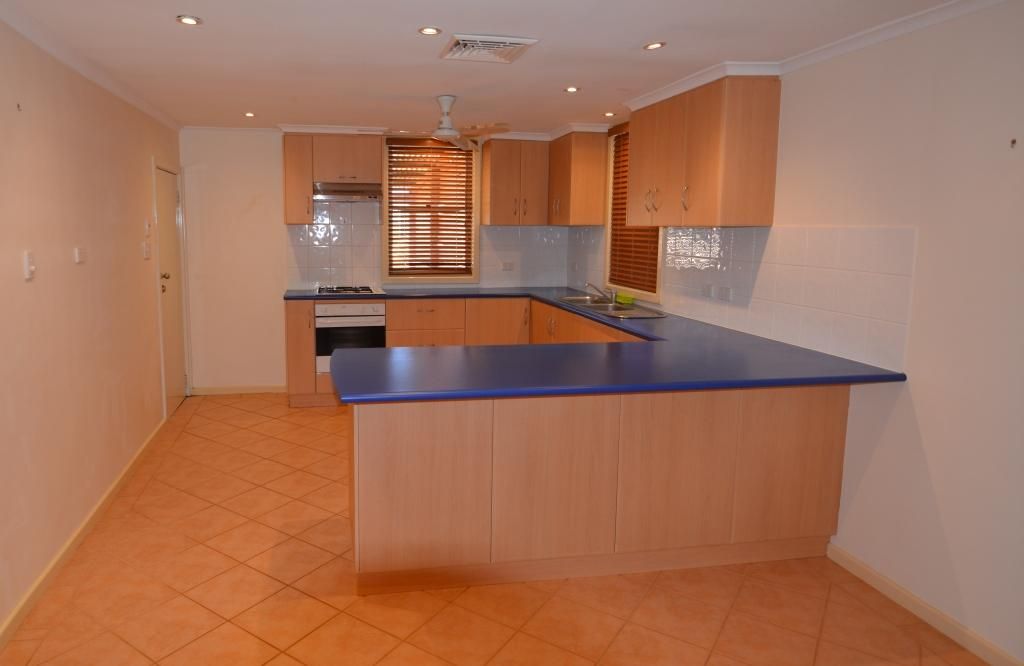 21 Craggs Court, Carnarvon, WA 6701