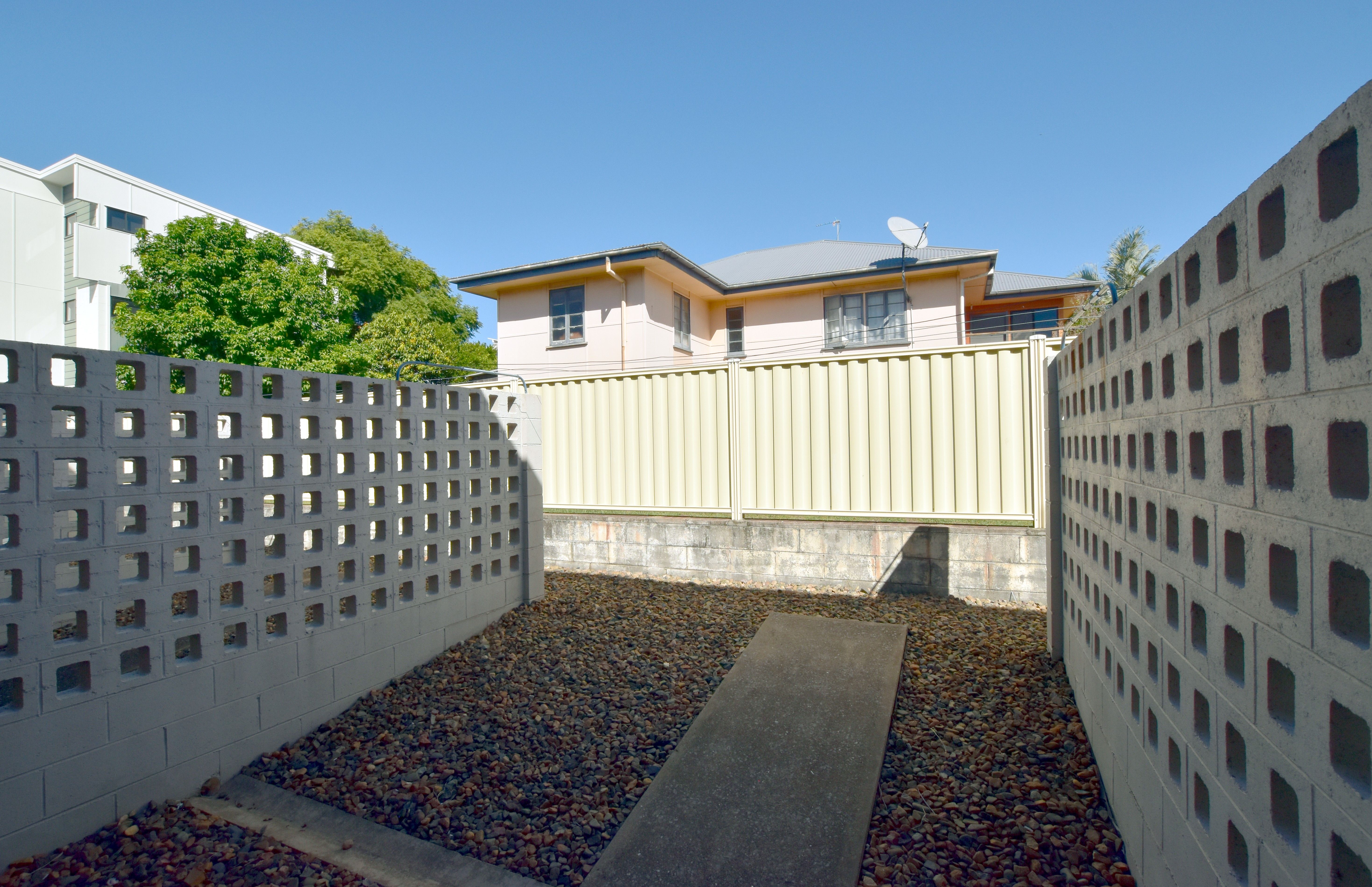 4/15 Glenlyon Street, Gladstone Central, QLD 4680