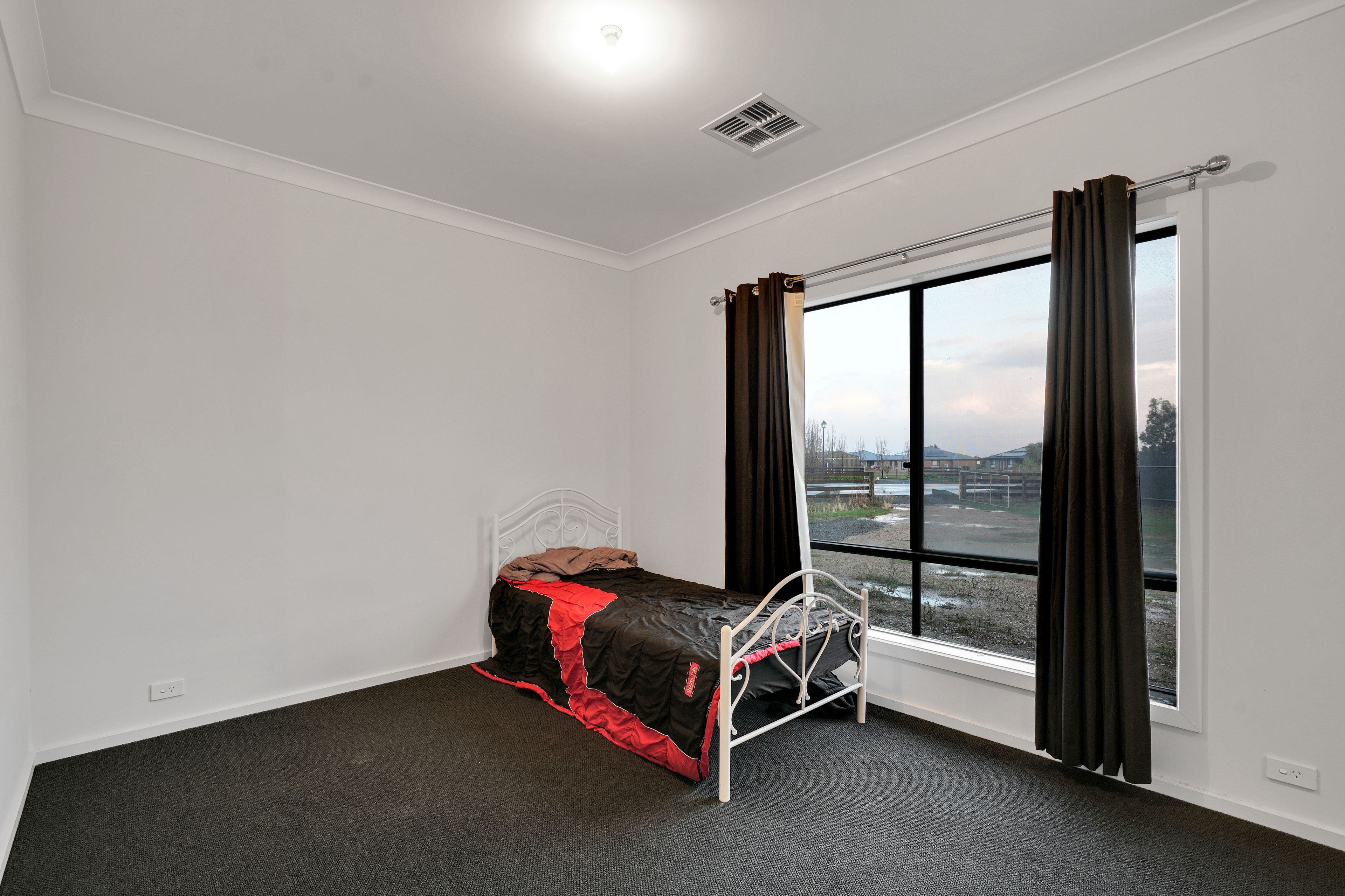 5 Rix Court — photo 10 of 13