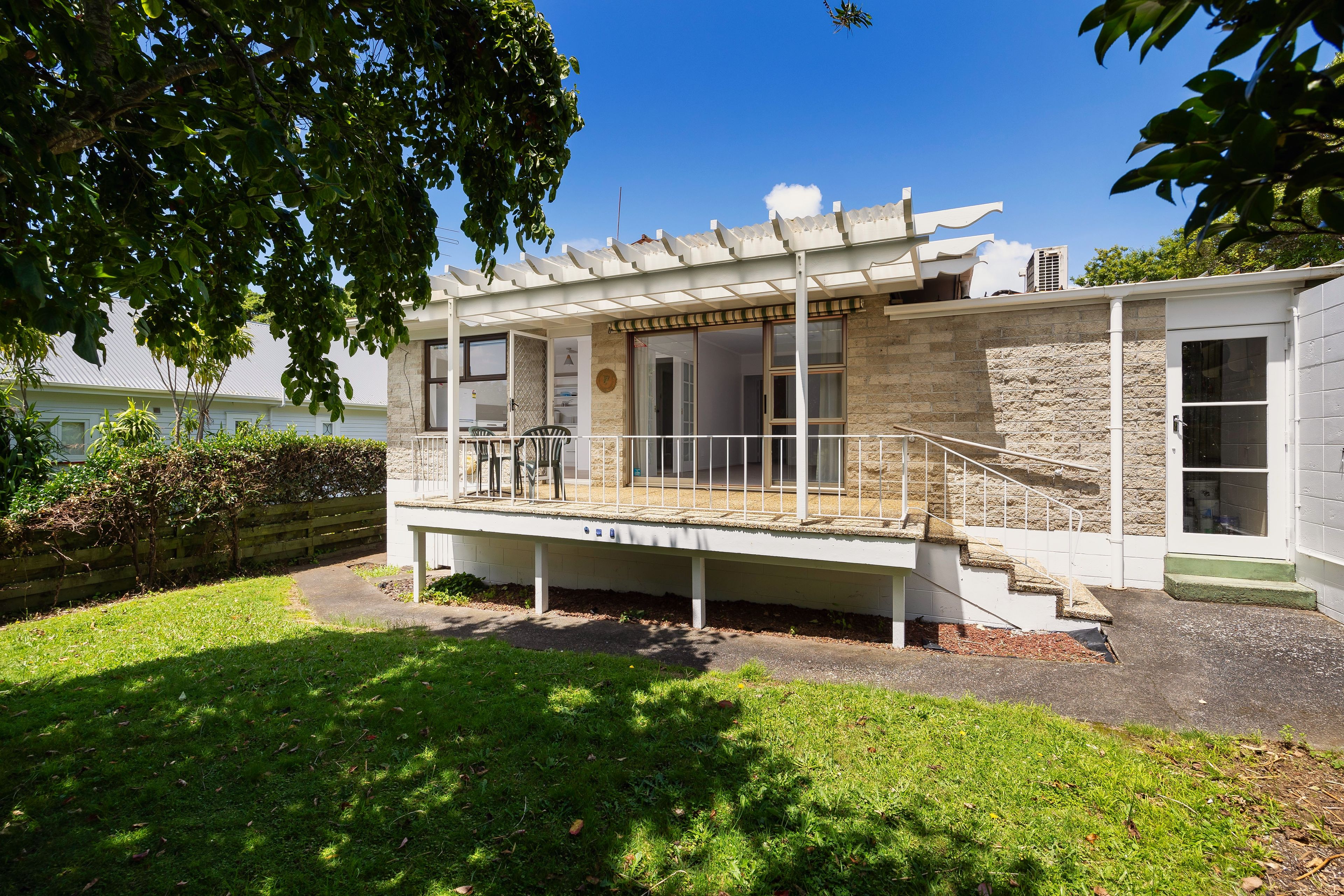 2/13 Violet Street, Mount Albert, Auckland City