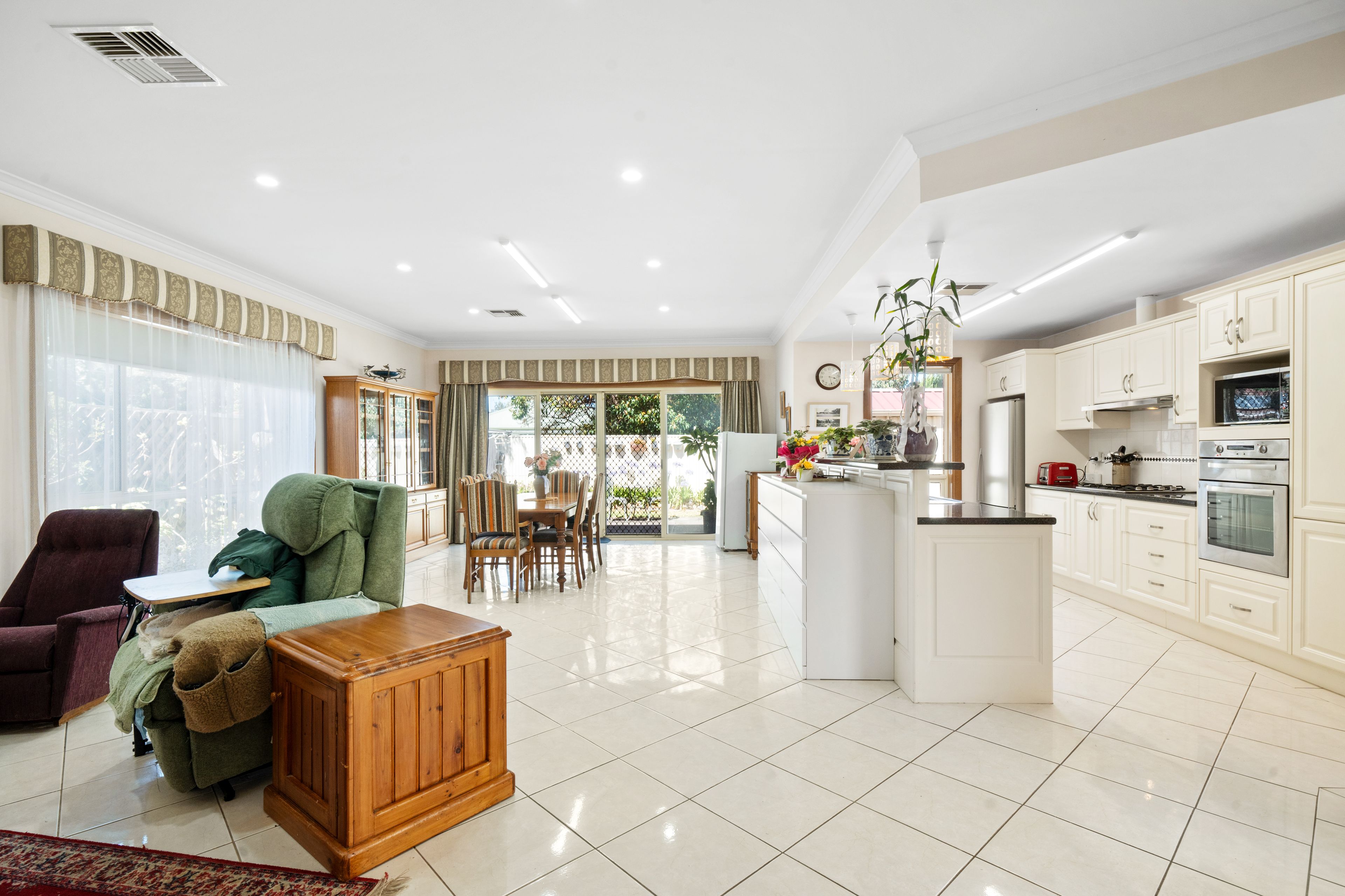 18A Hobbs Street, Findon, SA 5023