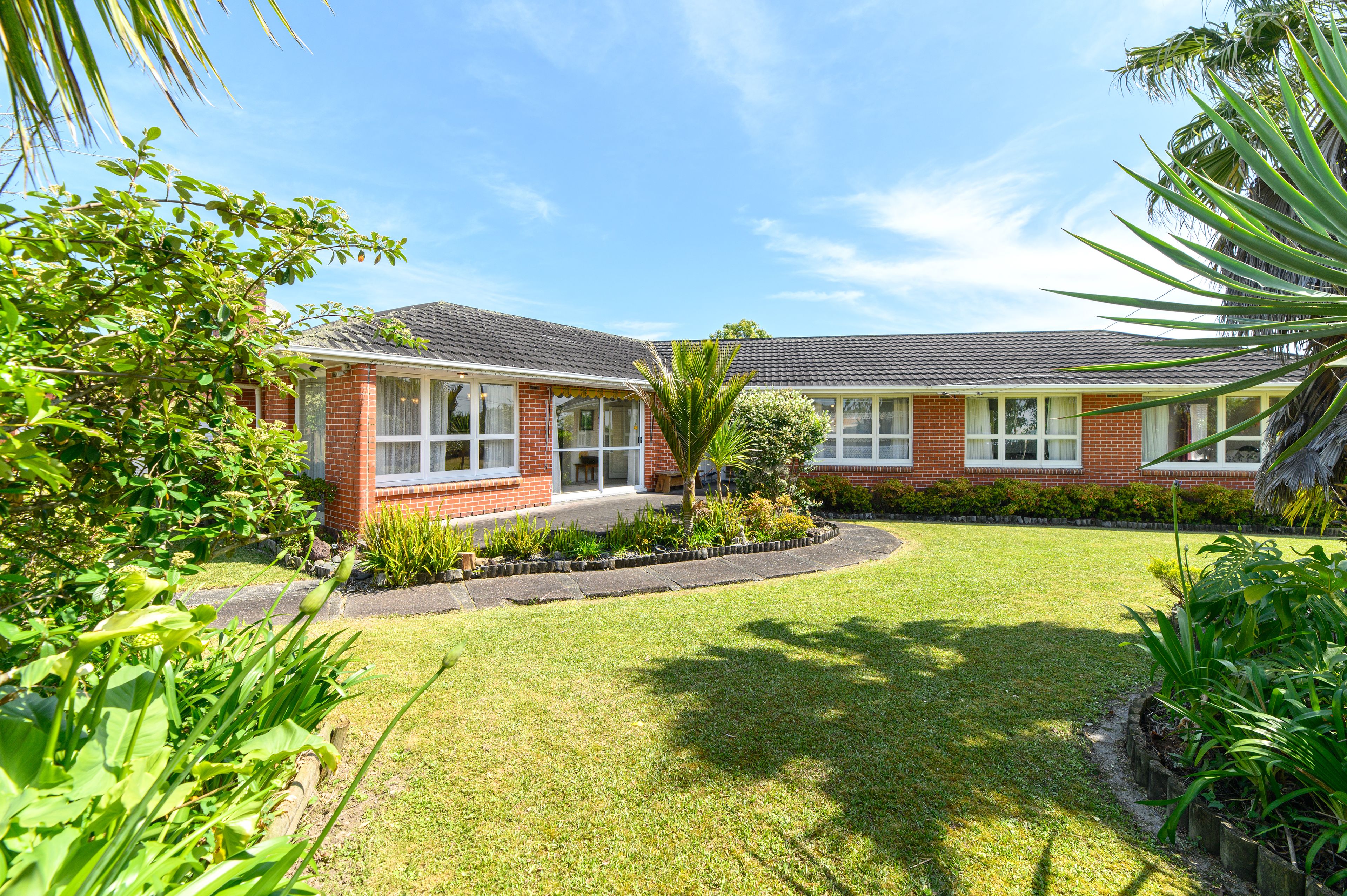 6 Heaphy Street, Blockhouse Bay, Auckland City