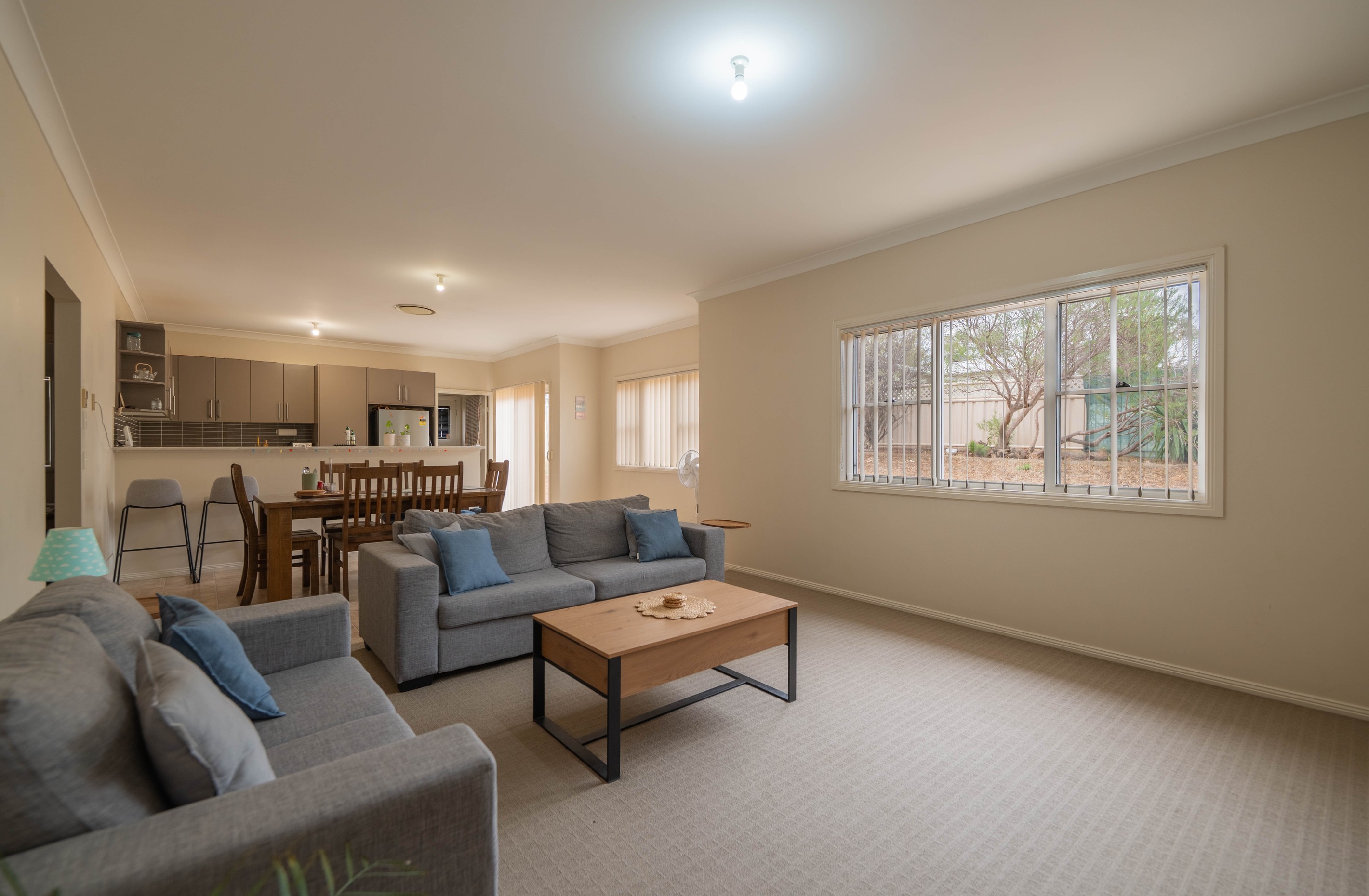 1&2/5A Kookaburra Street, Parkes, NSW 2870