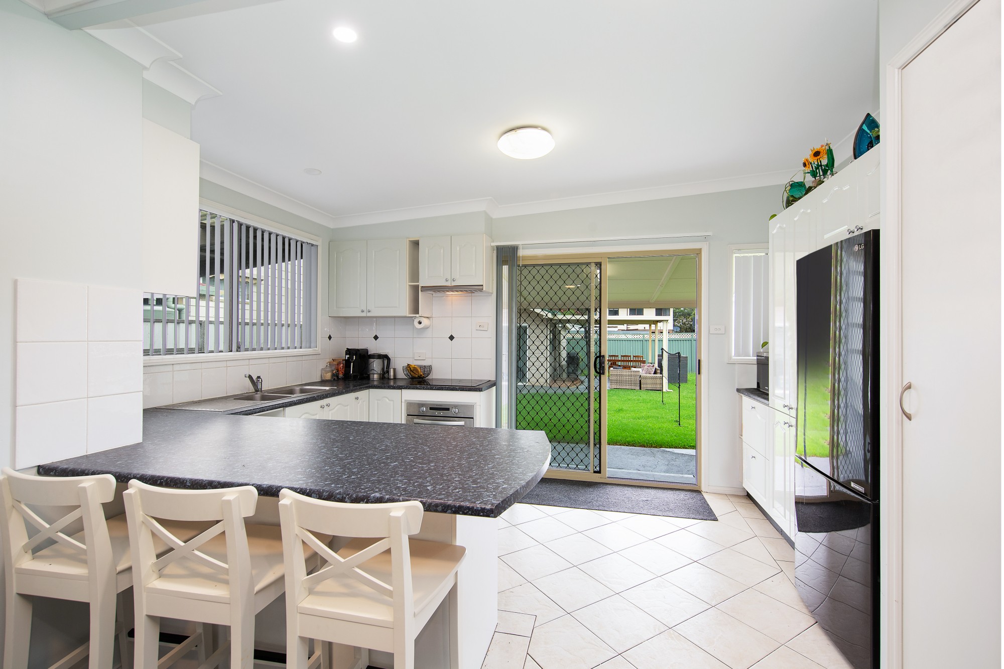 30 Albatross Road, Berkeley Vale, NSW 2261