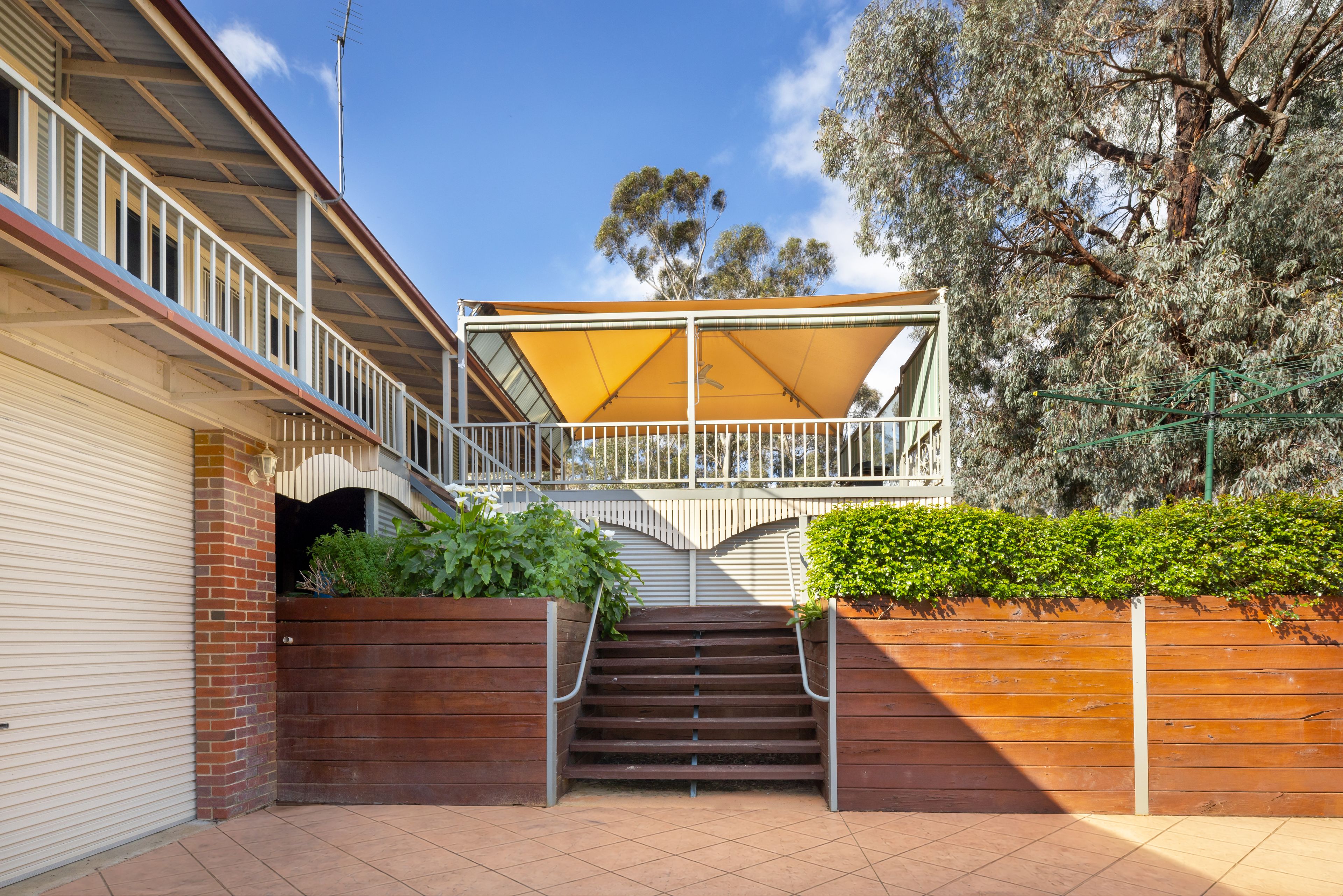 44 Russell Street — photo 14 of 19