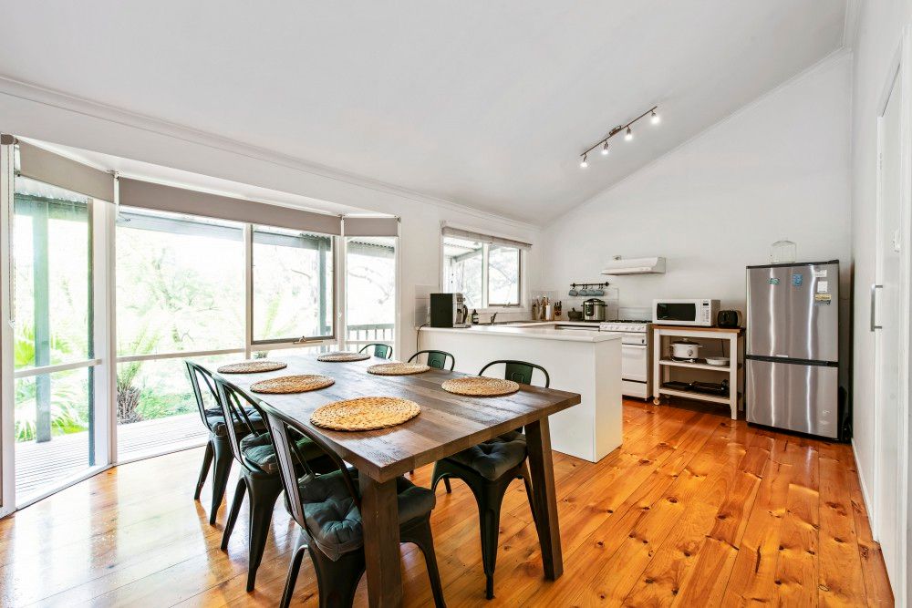 5 Florence Avenue, Upwey, VIC 3158