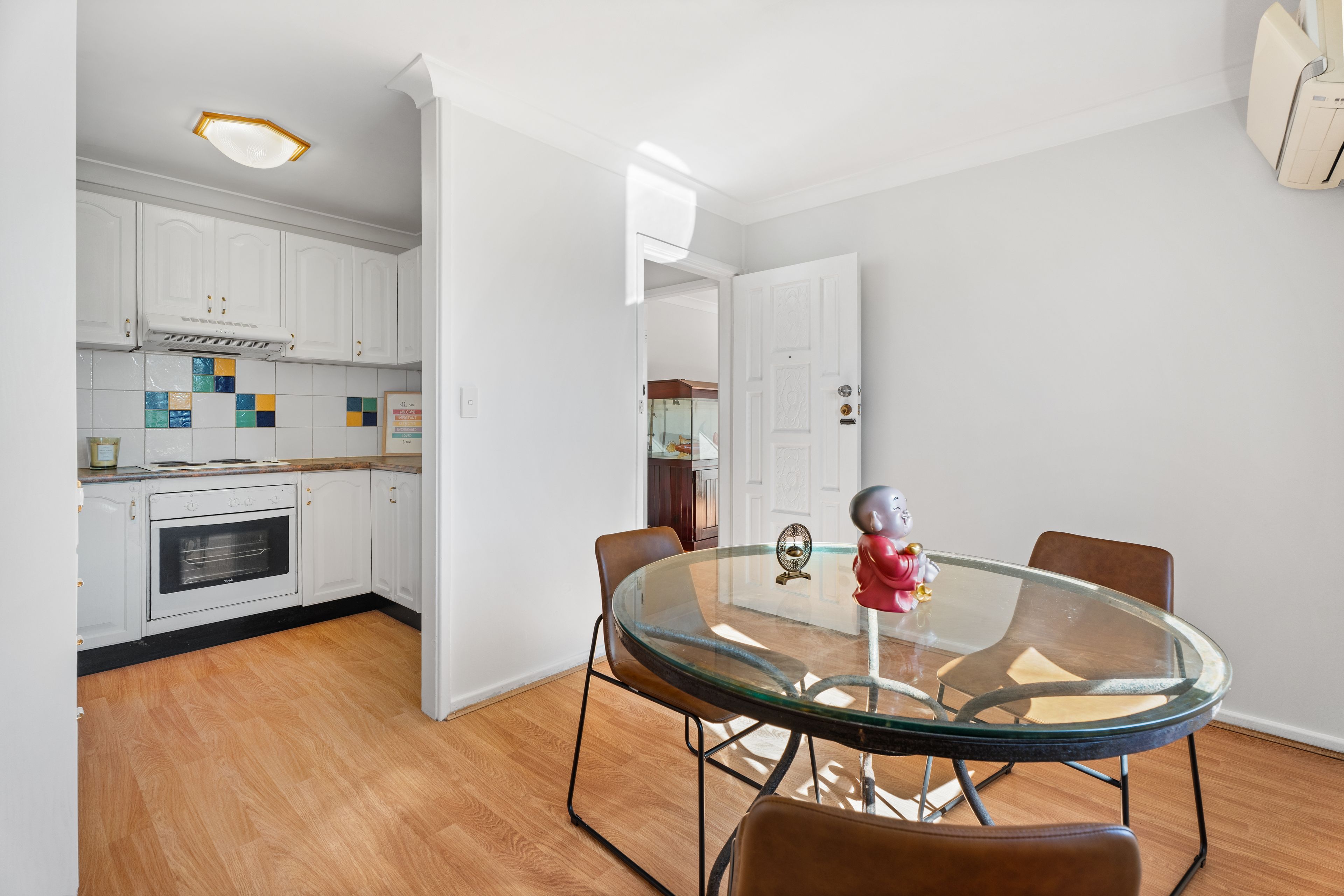 31 Riddell Crescent — photo 7 of 22
