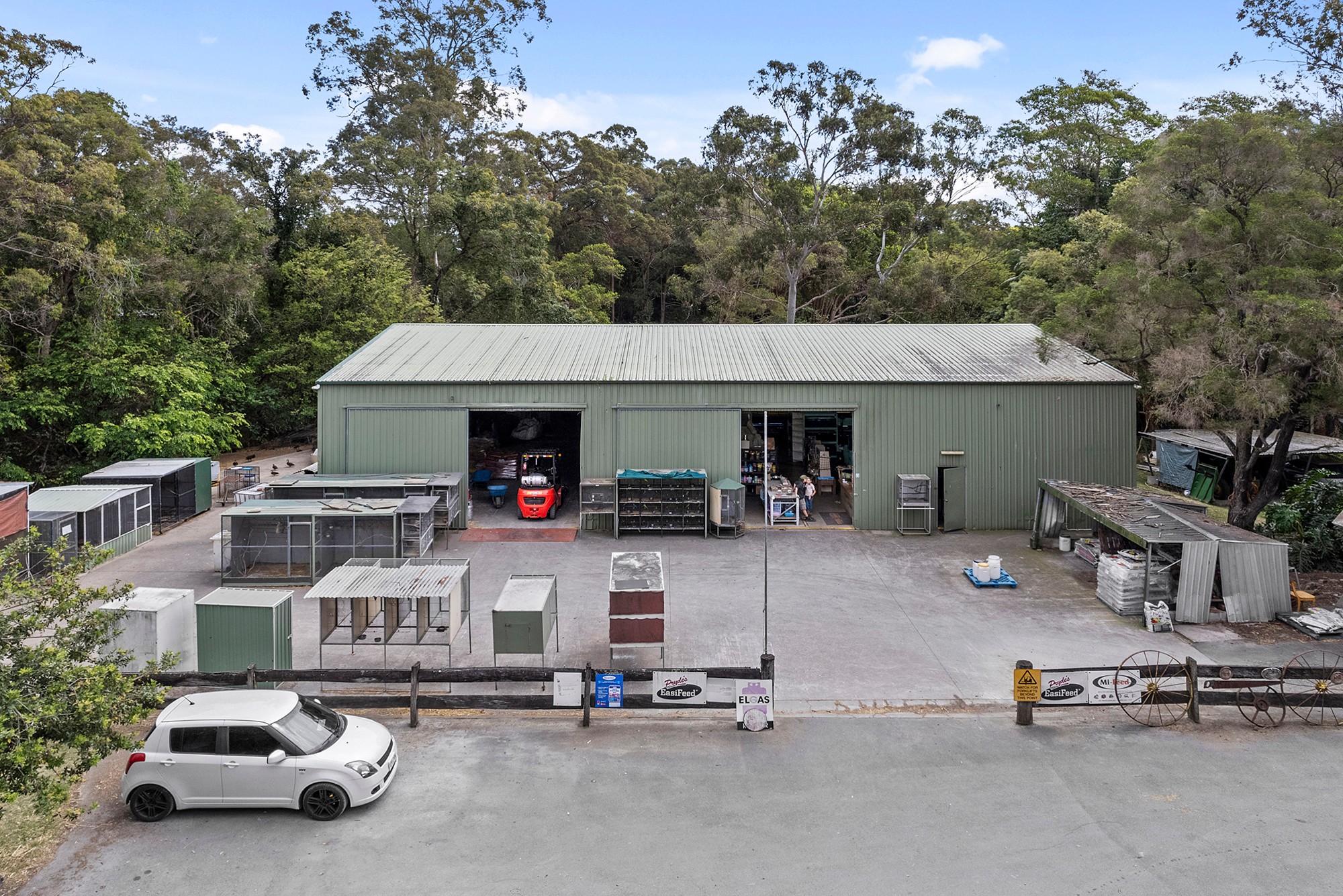 563 Albany Creek Road, Bridgeman Downs, QLD 4035