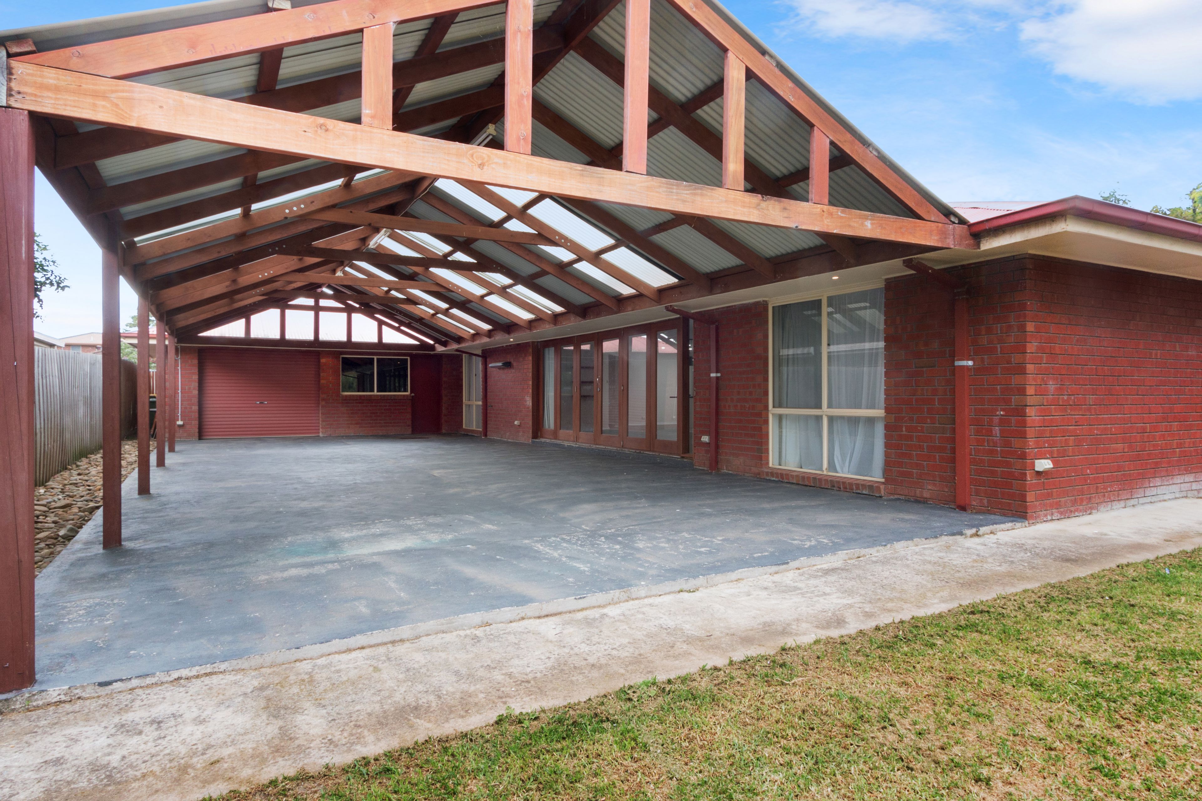 15 McNamara Court, Pakenham, VIC 3810