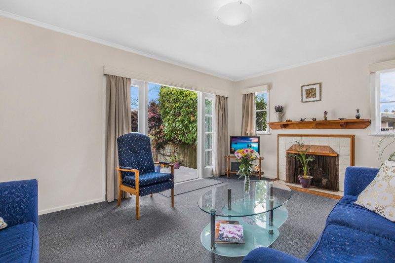 2/18 York Road, Papatoetoe, Manukau City