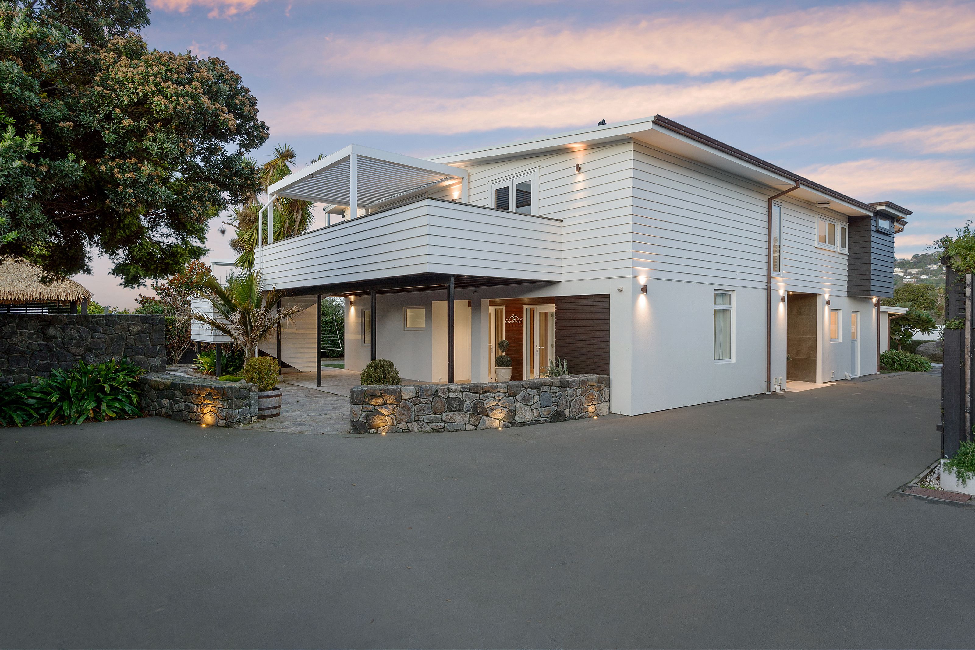 9 Beachville Road, Redcliffs, Christchurch City 8081 Sold House Ray