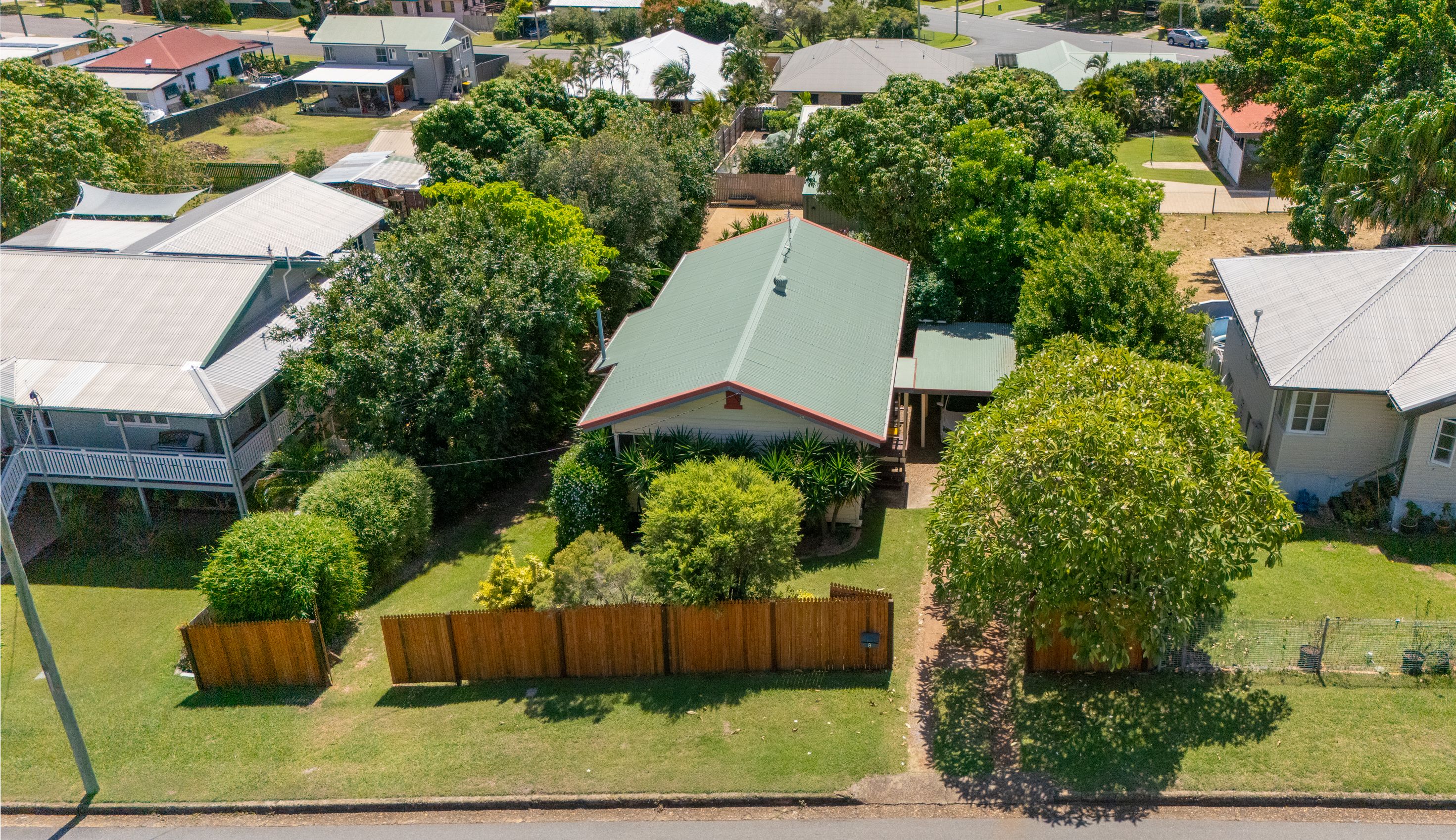 8 Worthington Street, West Gladstone, QLD 4680