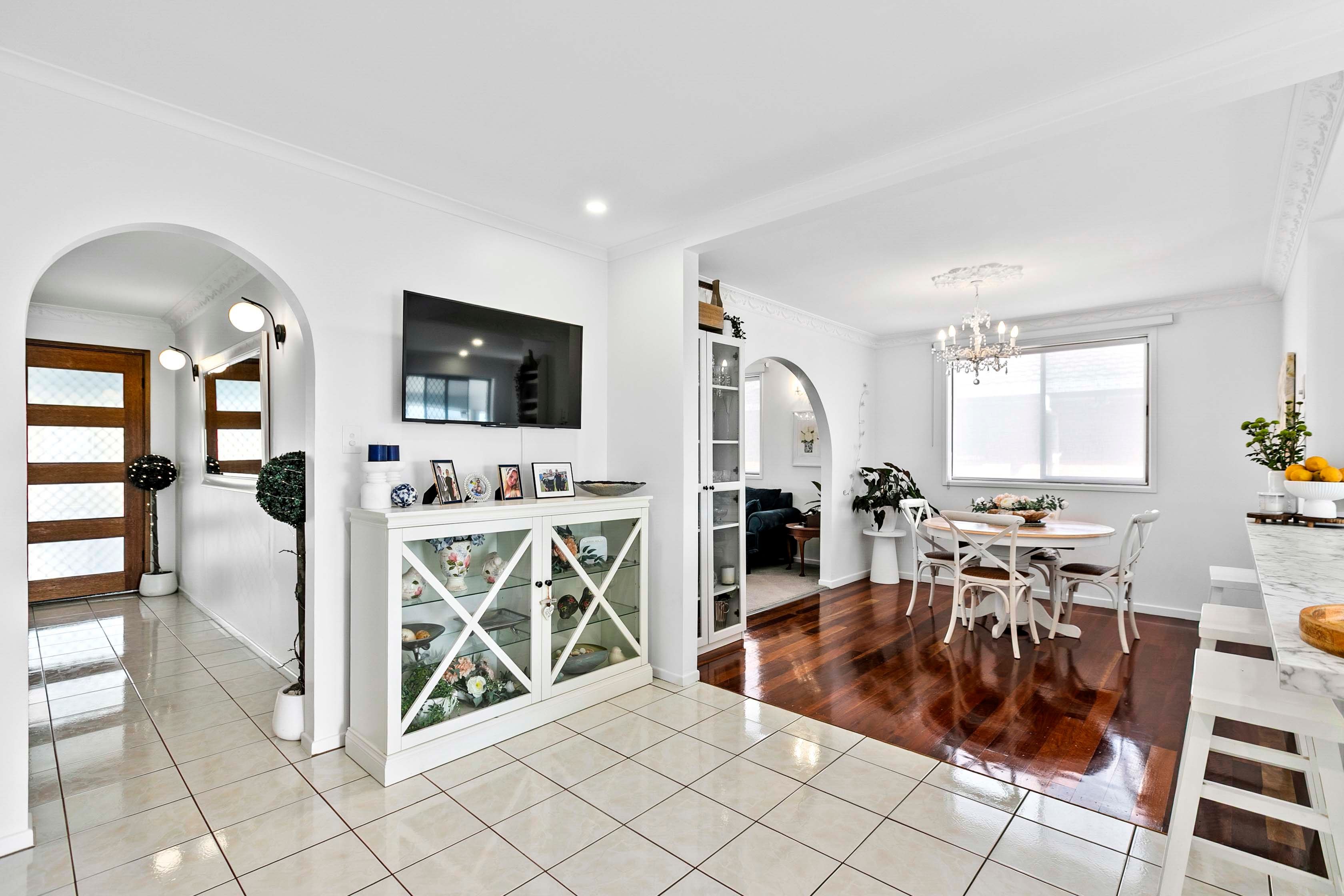 42 Birrabeen Avenue — photo 4 of 30