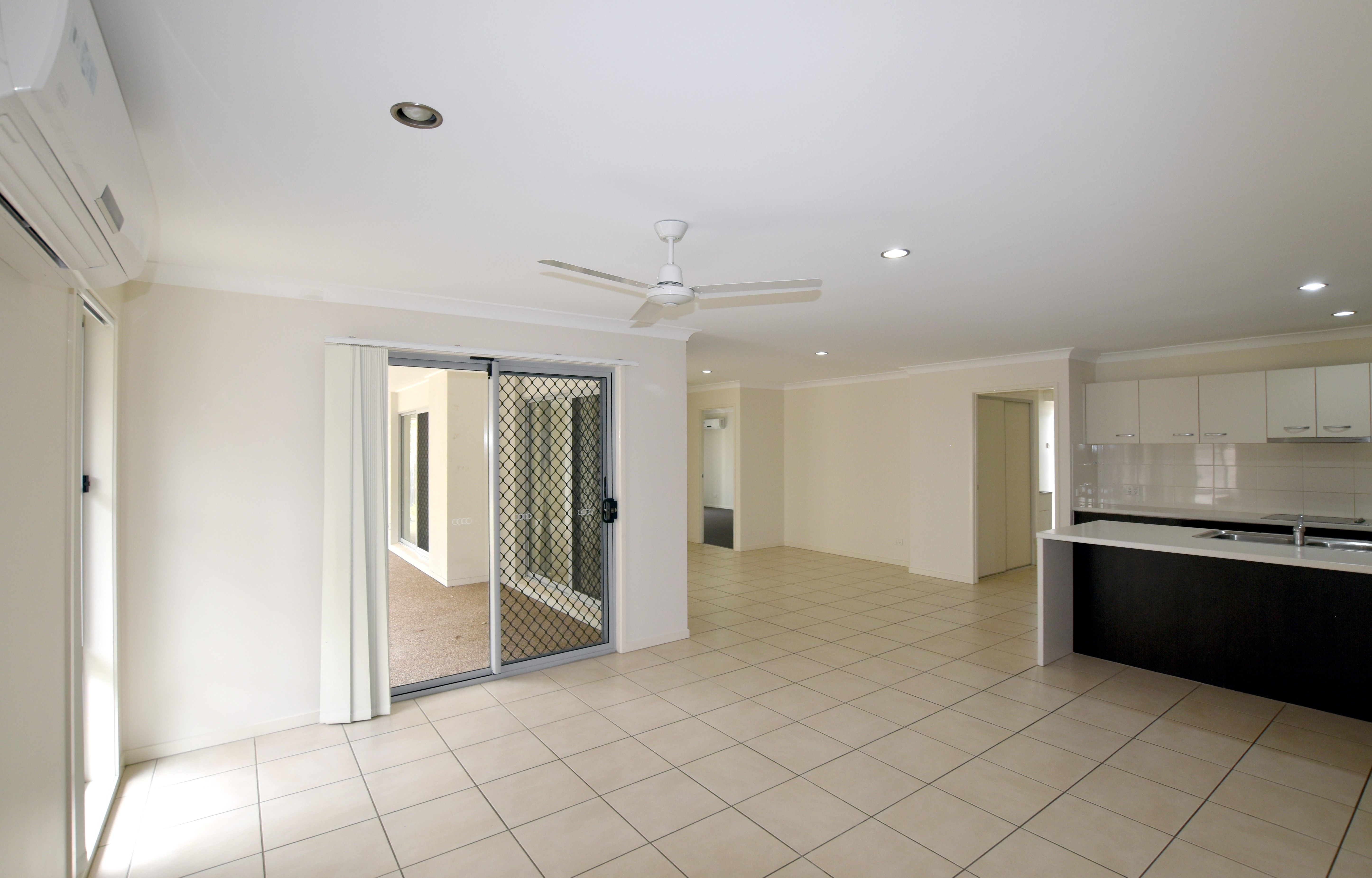 10 Llewellyn Close, Clinton, QLD 4680