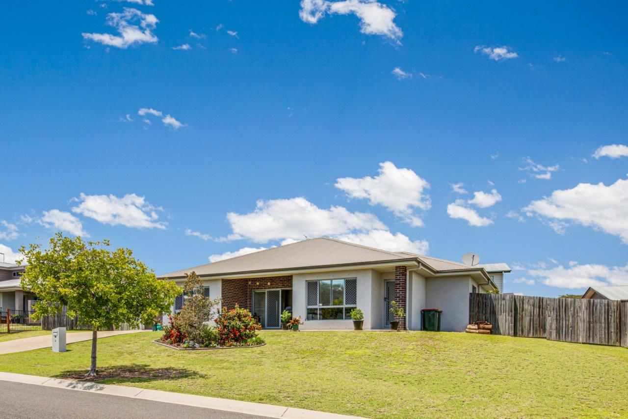 3 Amber Street, Kirkwood, QLD 4680