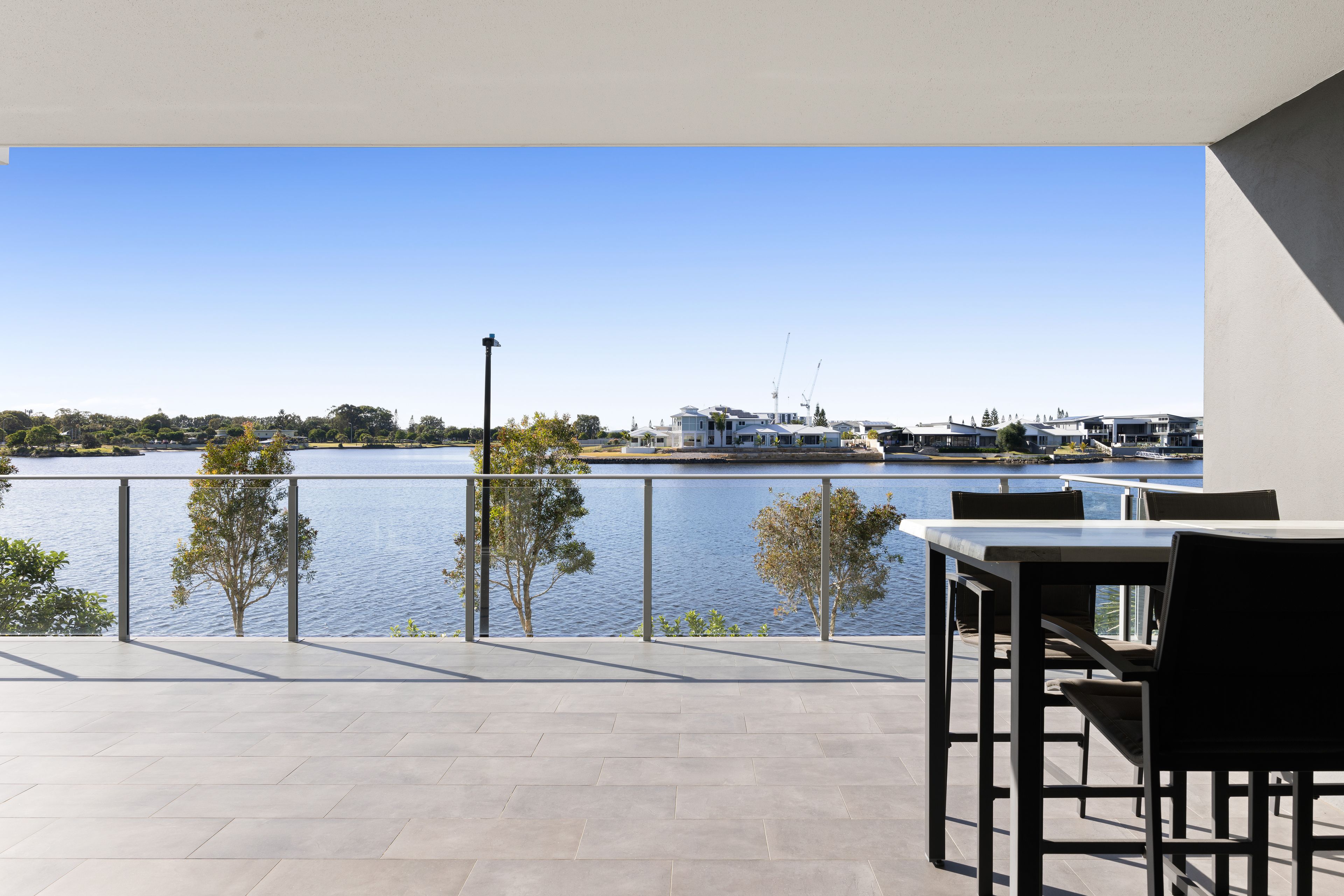 1 Waterside Retreat, Birtinya QLD 4575