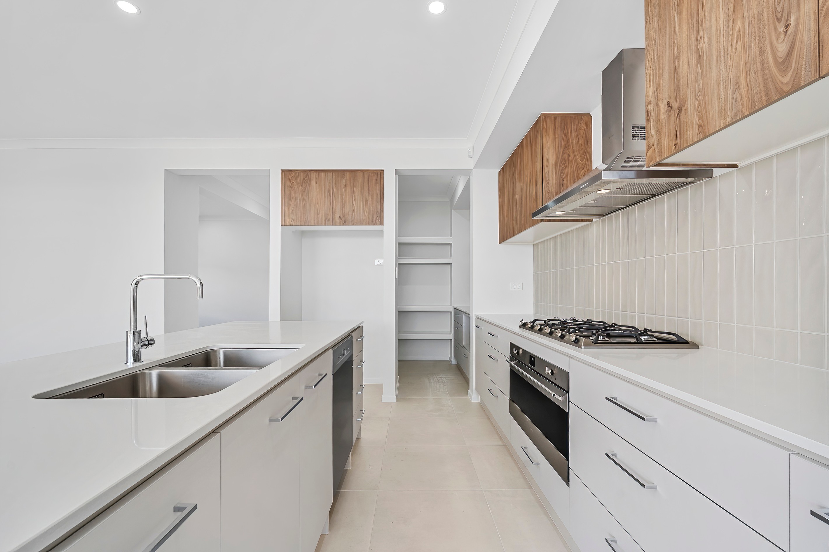 5 Blackwood Circuit, BANYA, QLD 4551