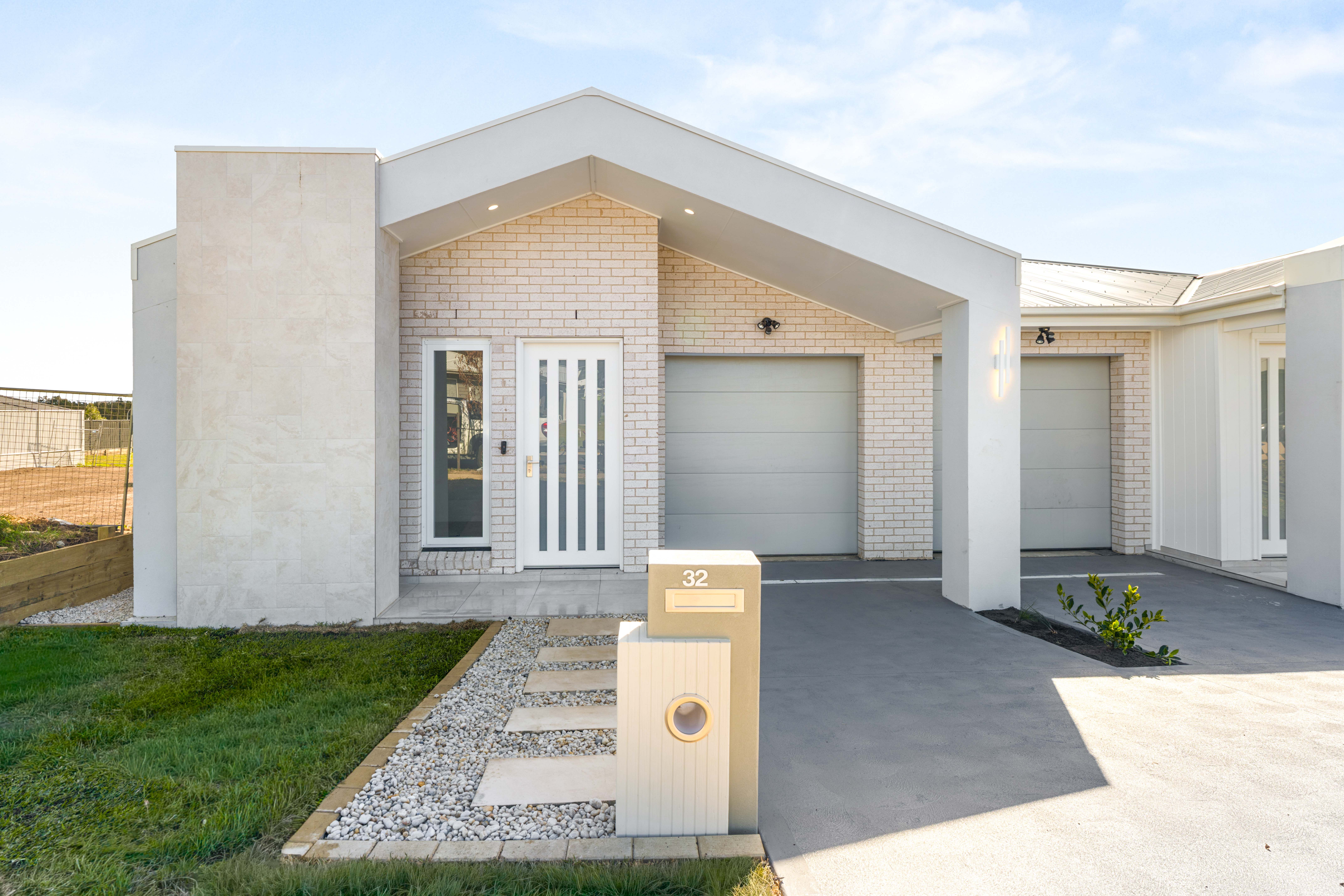 32 Myrtle Drive, BADAGARANG, NSW 2540