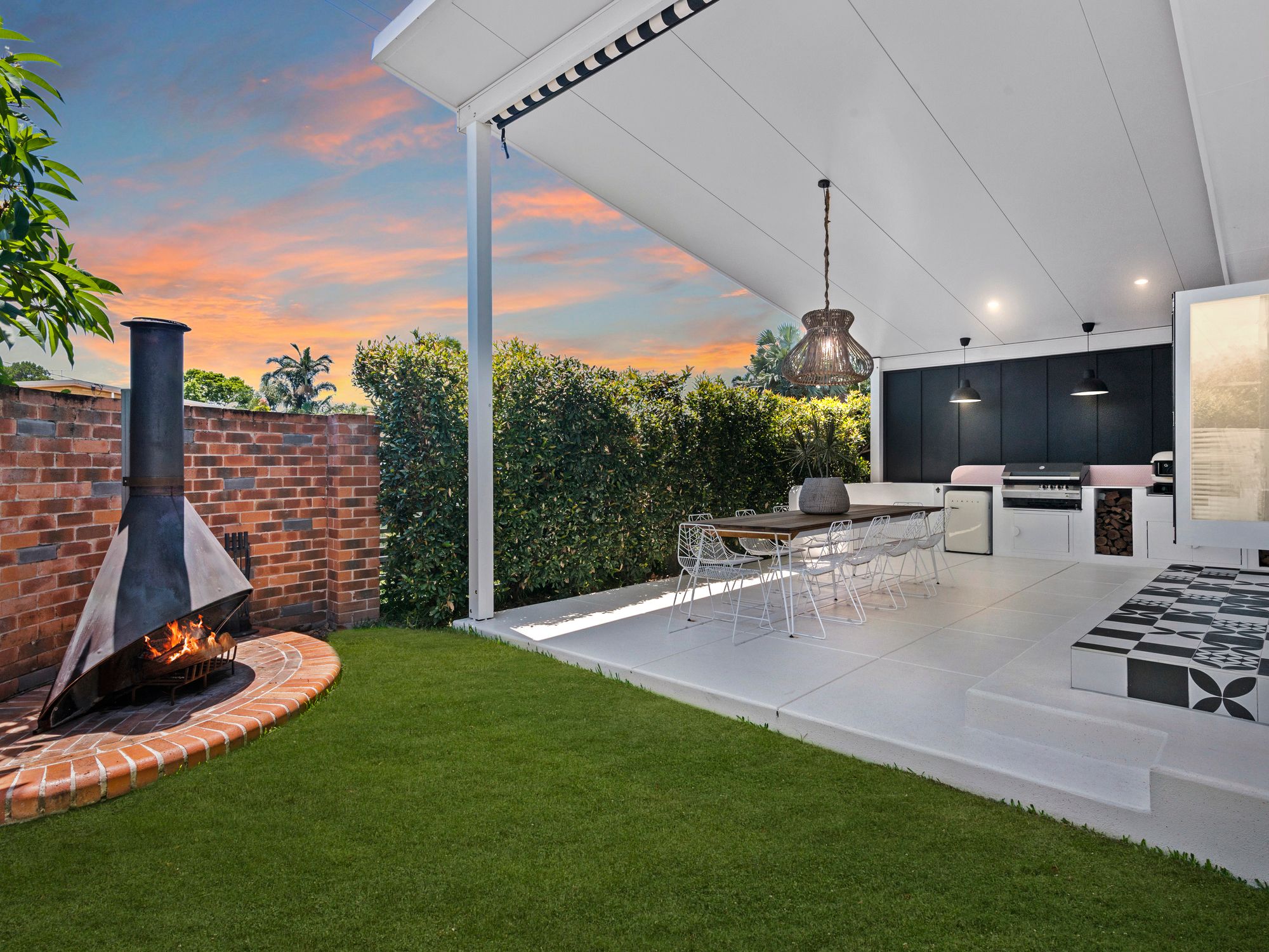 50 Fifth Avenue, Palm Beach QLD 4221