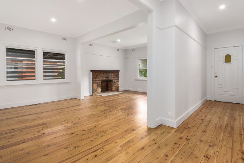 1068 Bardia Street — photo 3 of 8