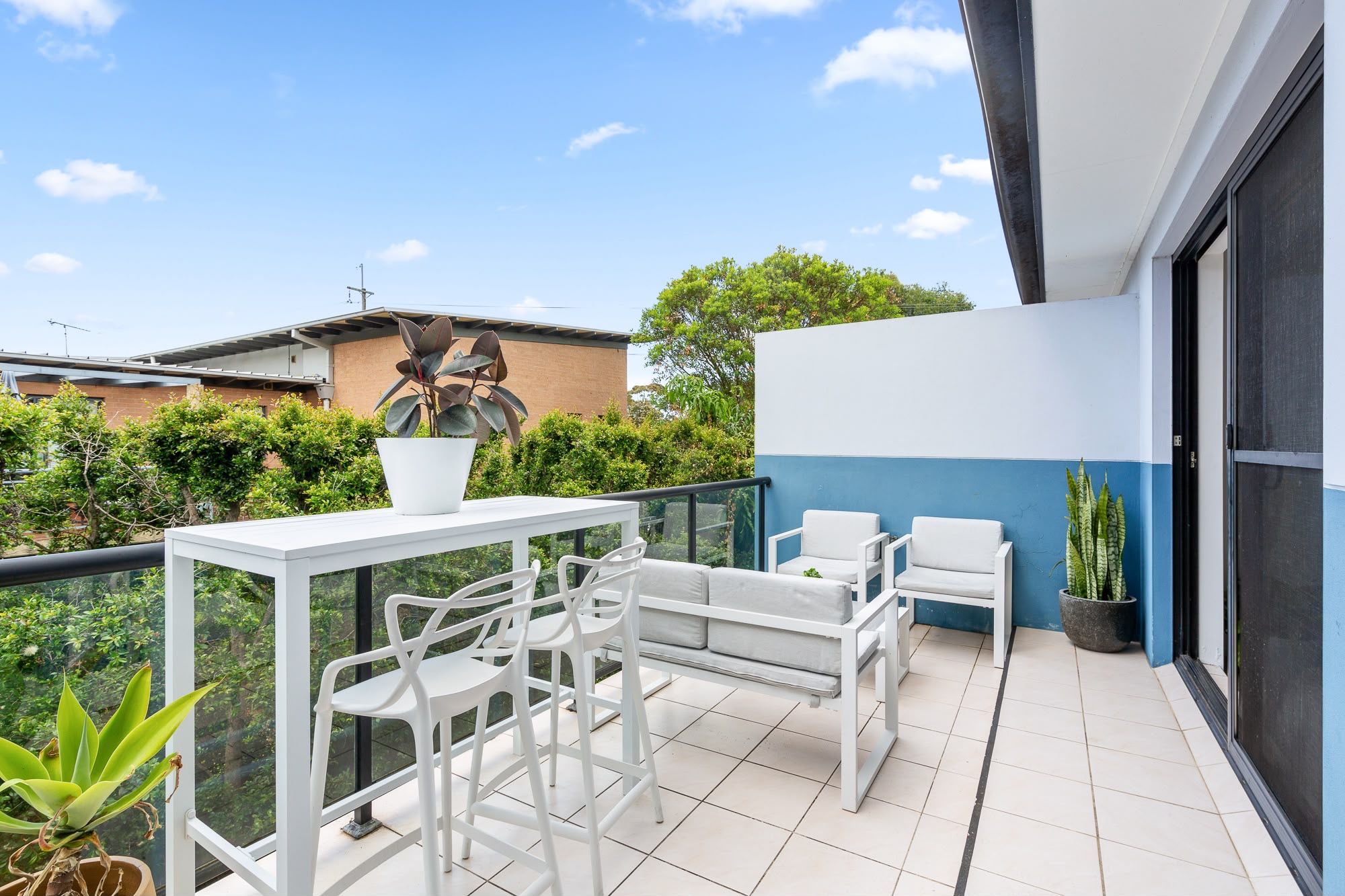 12/50-52 Old Pittwater Road — photo 3 of 10