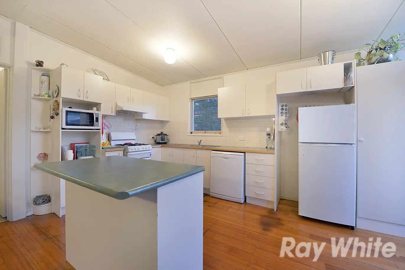 65 McMahons Road, Ferntree Gully, VIC 3156