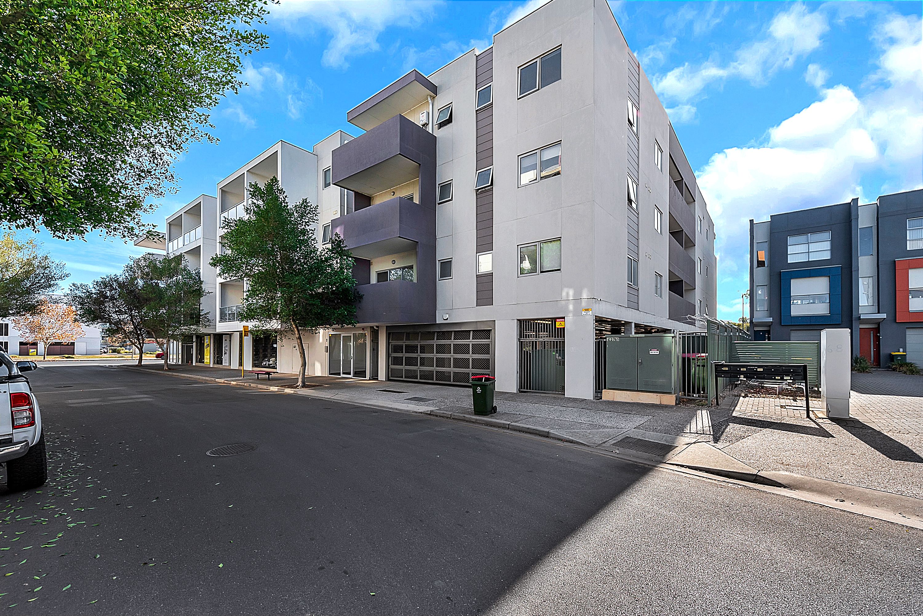 305/2 Augustine Street — photo 11 of 11