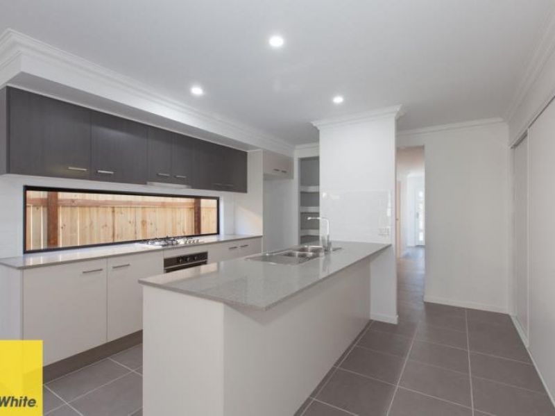 7 Osprey Street, Redbank Plains, QLD 4301