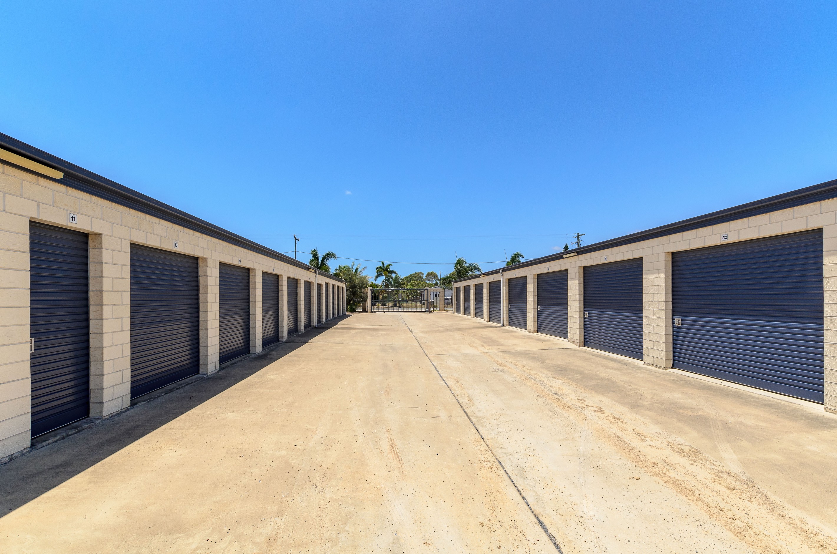 40 Tuckers Road, Boyne Island, QLD 4680