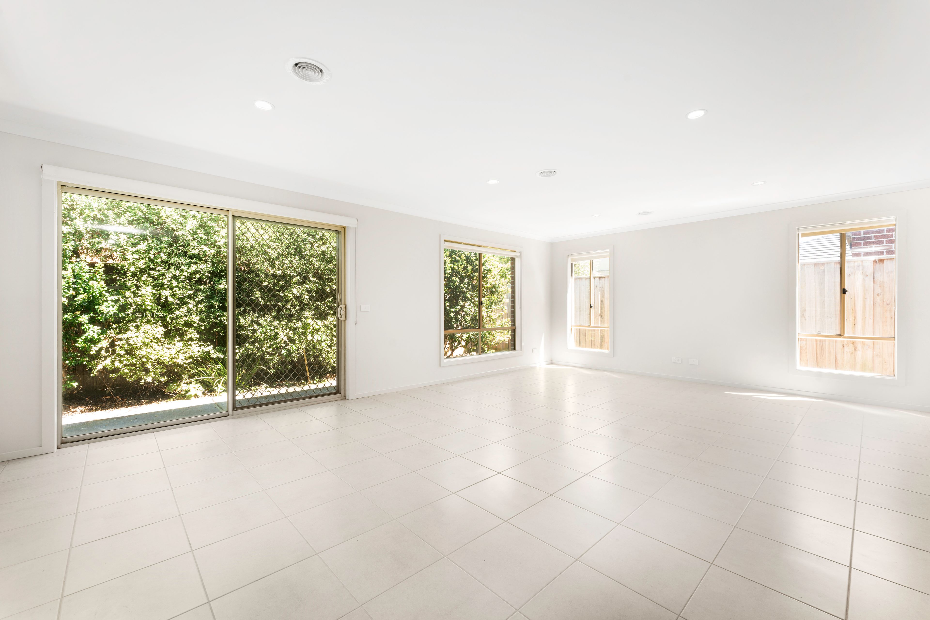 13 Cranbrook Circuit, Officer, VIC 3809