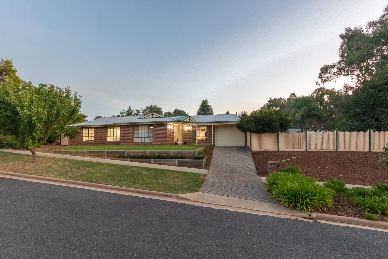 36 Peacock Avenue, West Wodonga, VIC 3690