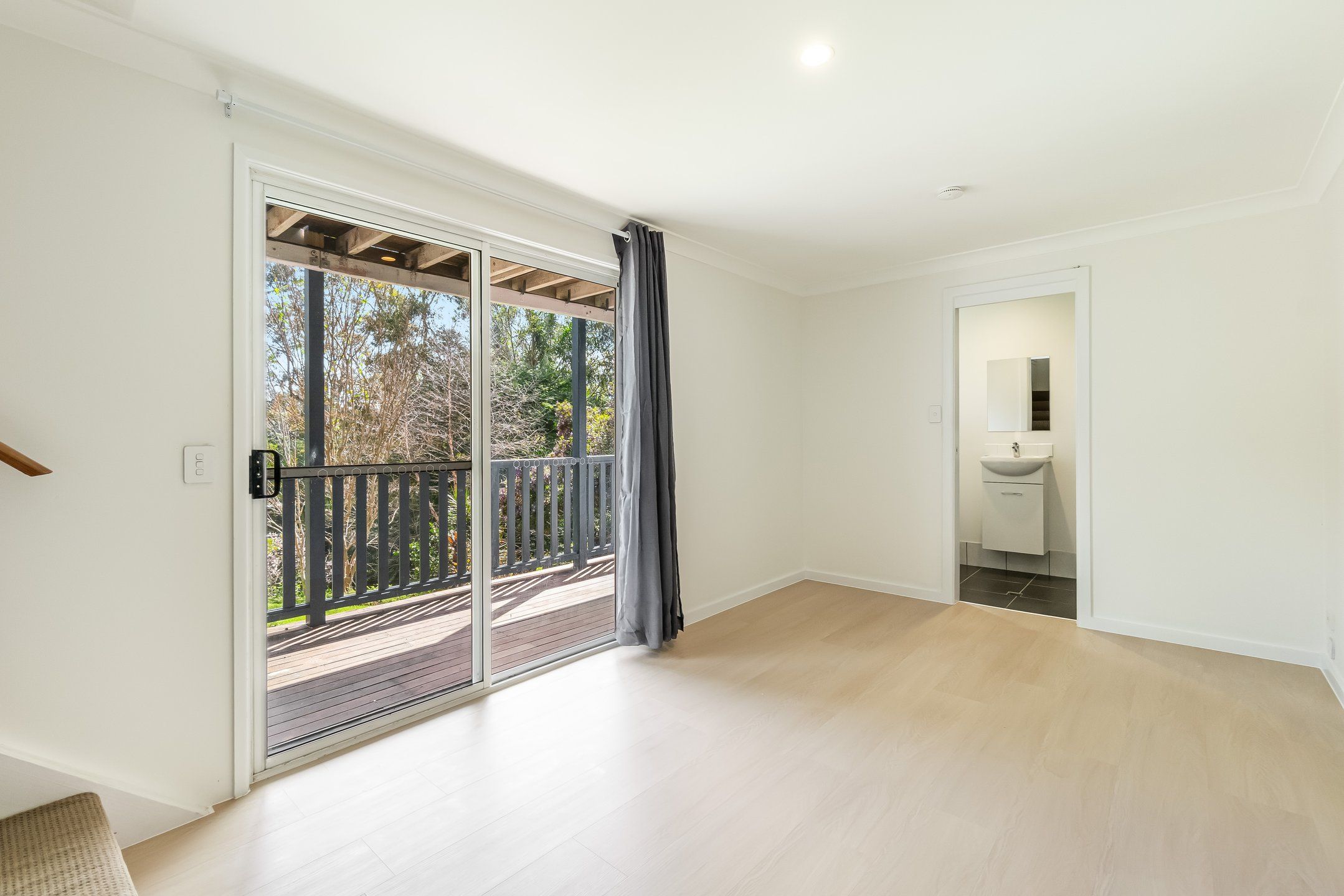 36 Roderick Street — photo 13 of 20