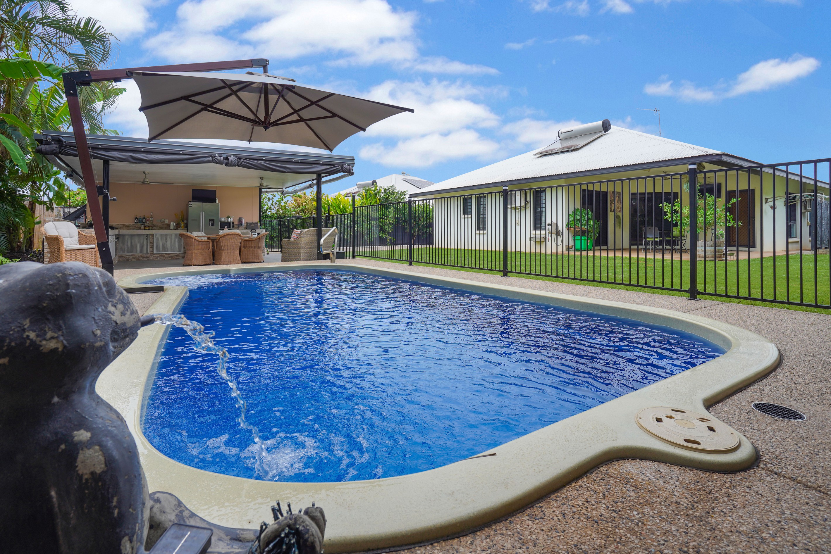 8 Groves Street, Bellamack, NT 0832