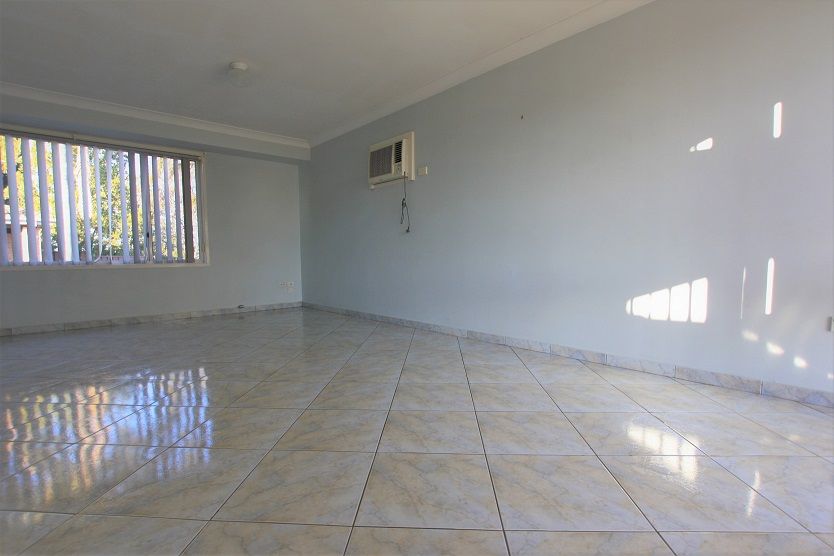 32 Boeing Crescent, Raby, NSW 2566