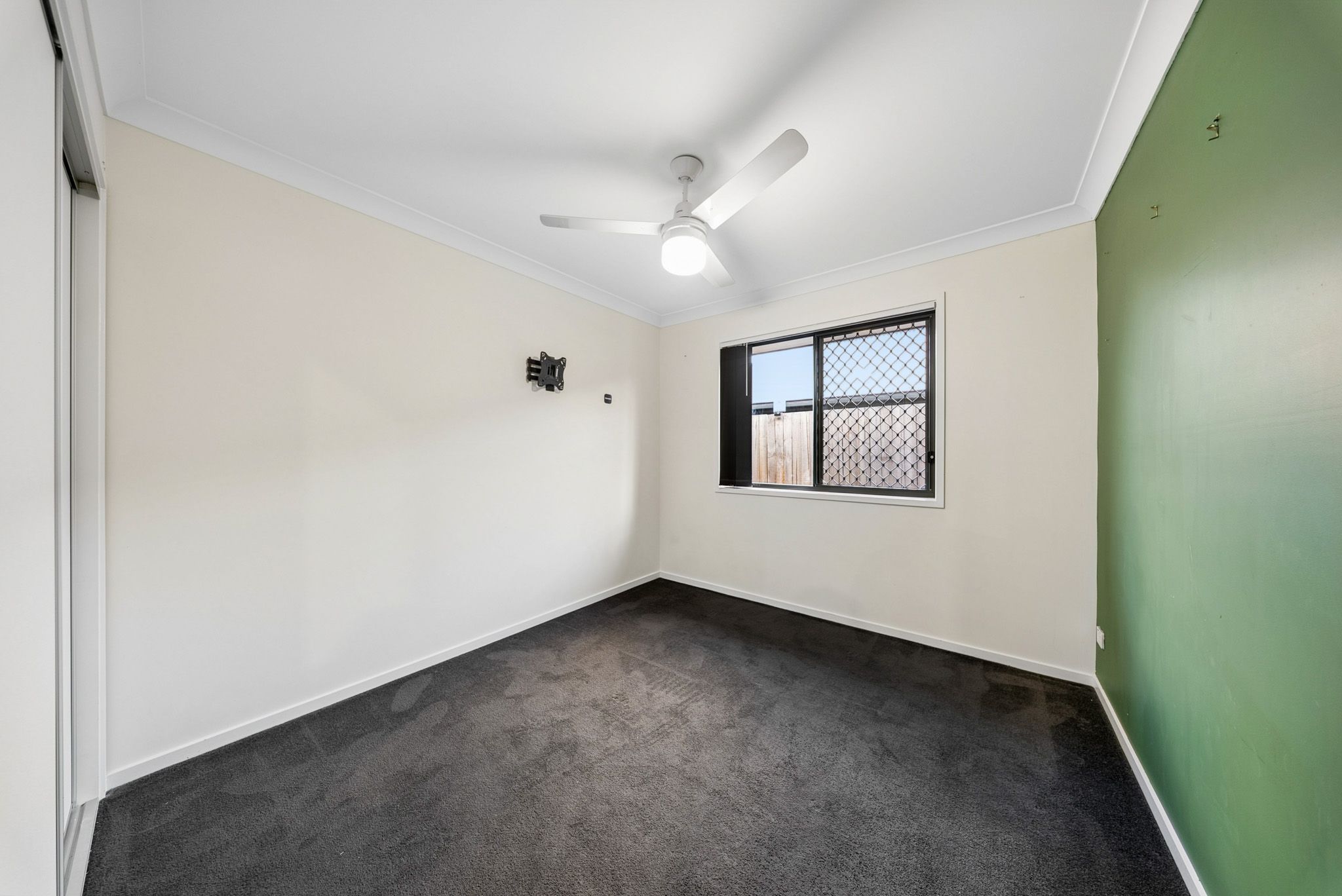43 Neumann Drive — photo 11 of 20