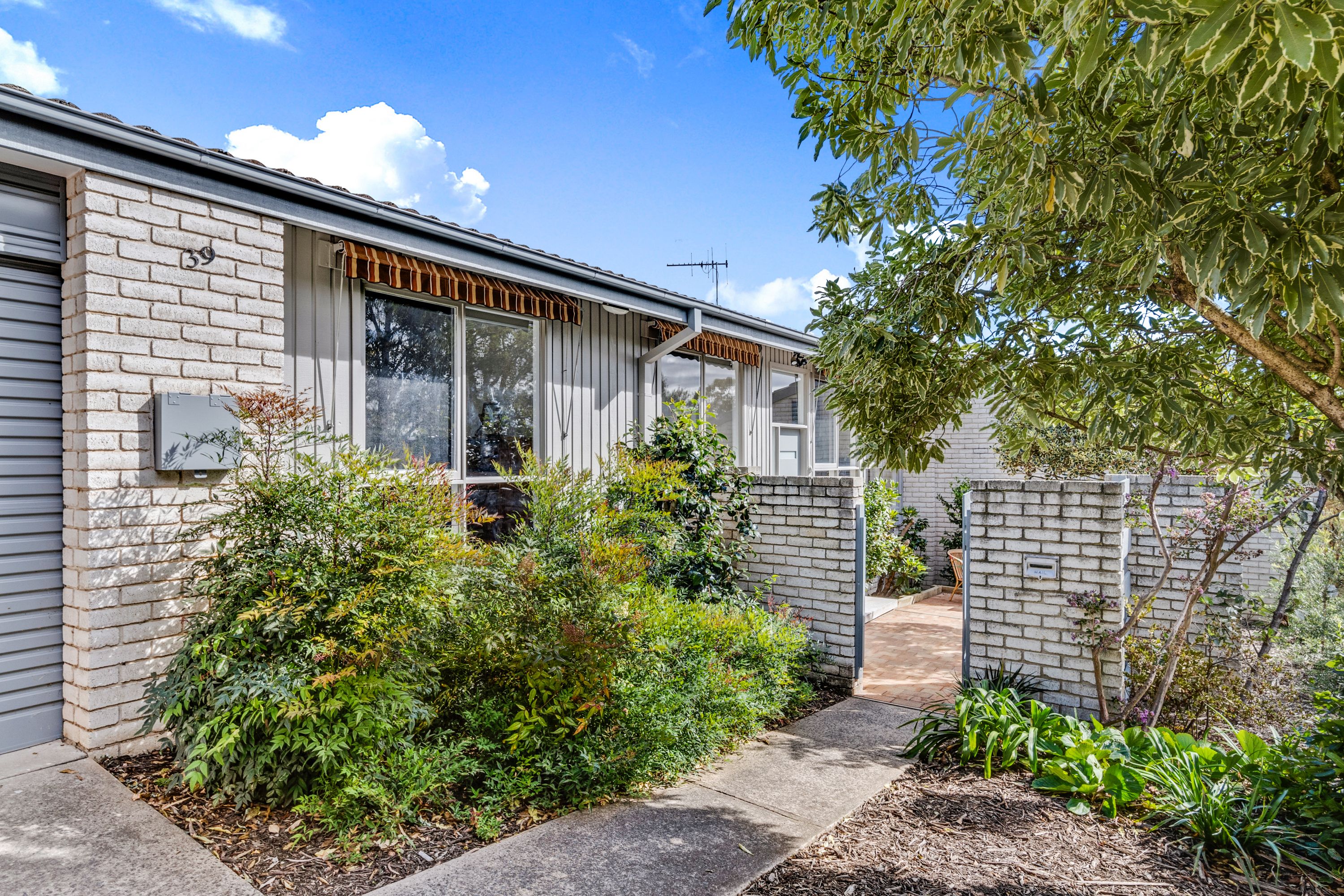 39 Elkedra Close, Hawker, ACT 2614