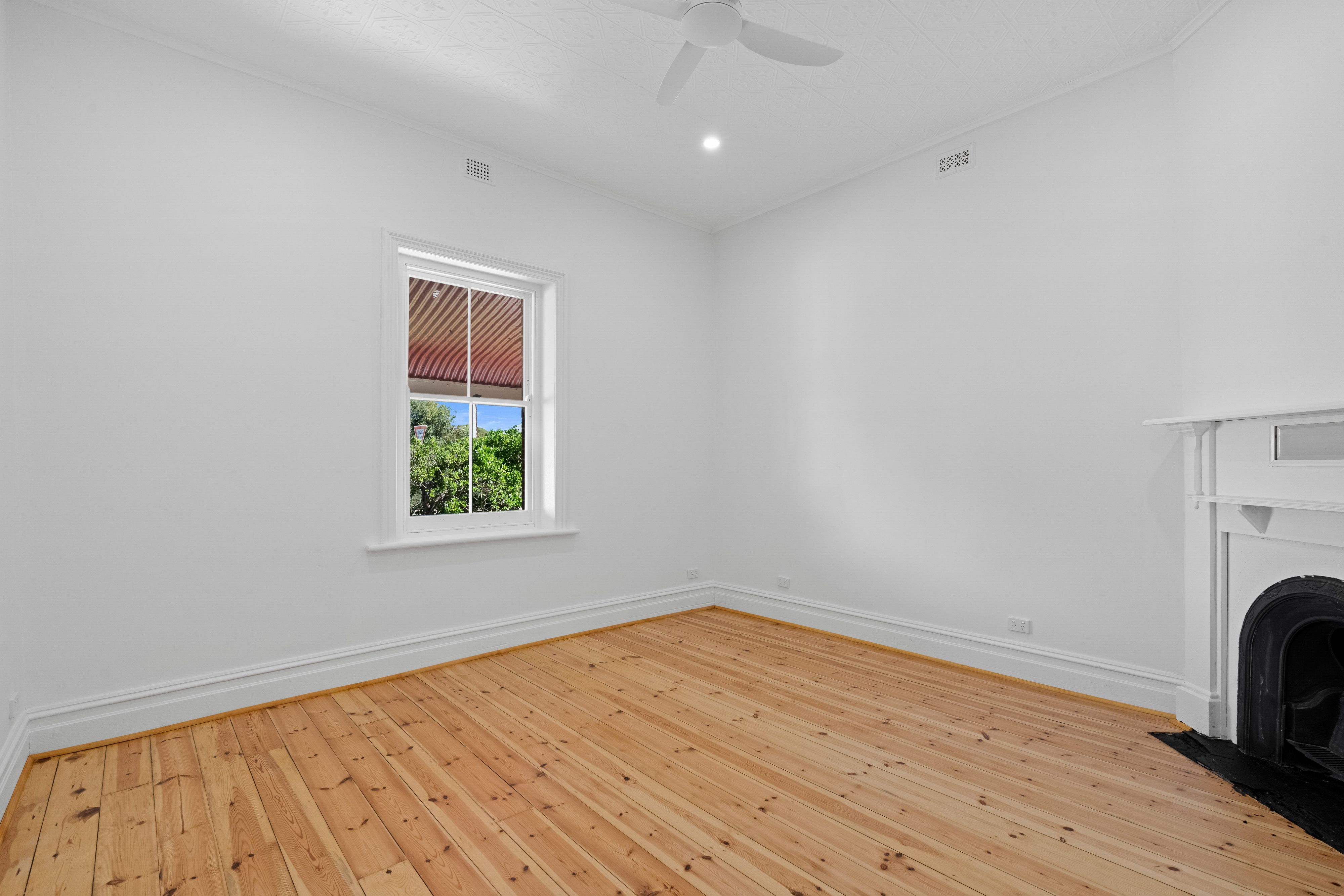 11 Markland Street — photo 4 of 16
