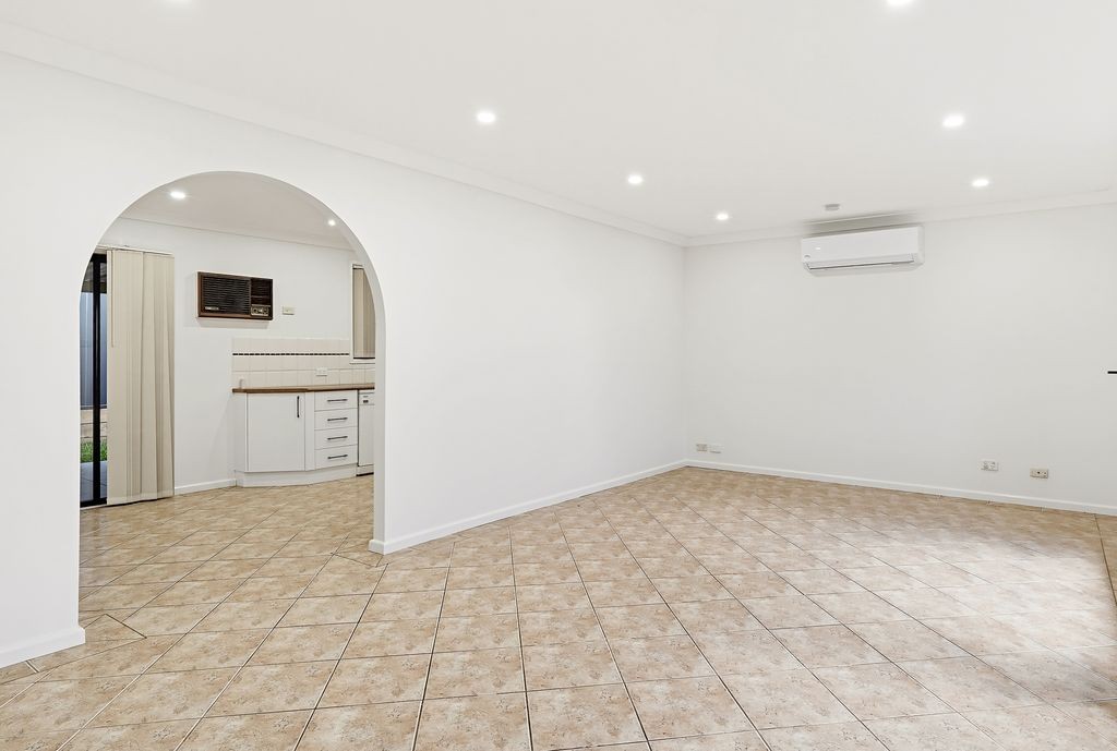 217 Banks Drive, St Clair, NSW 2759