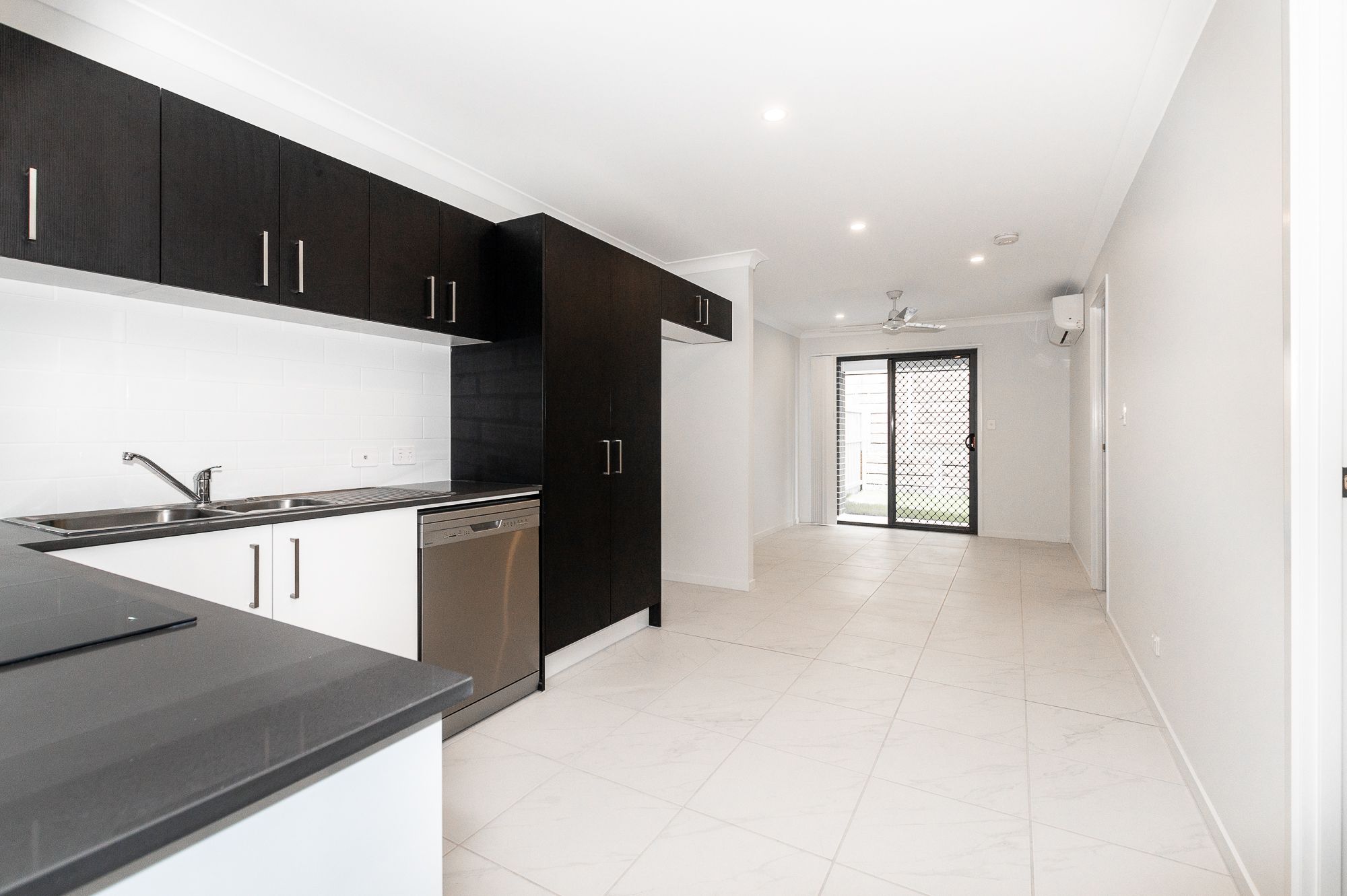 12 Dora Street — photo 6 of 17