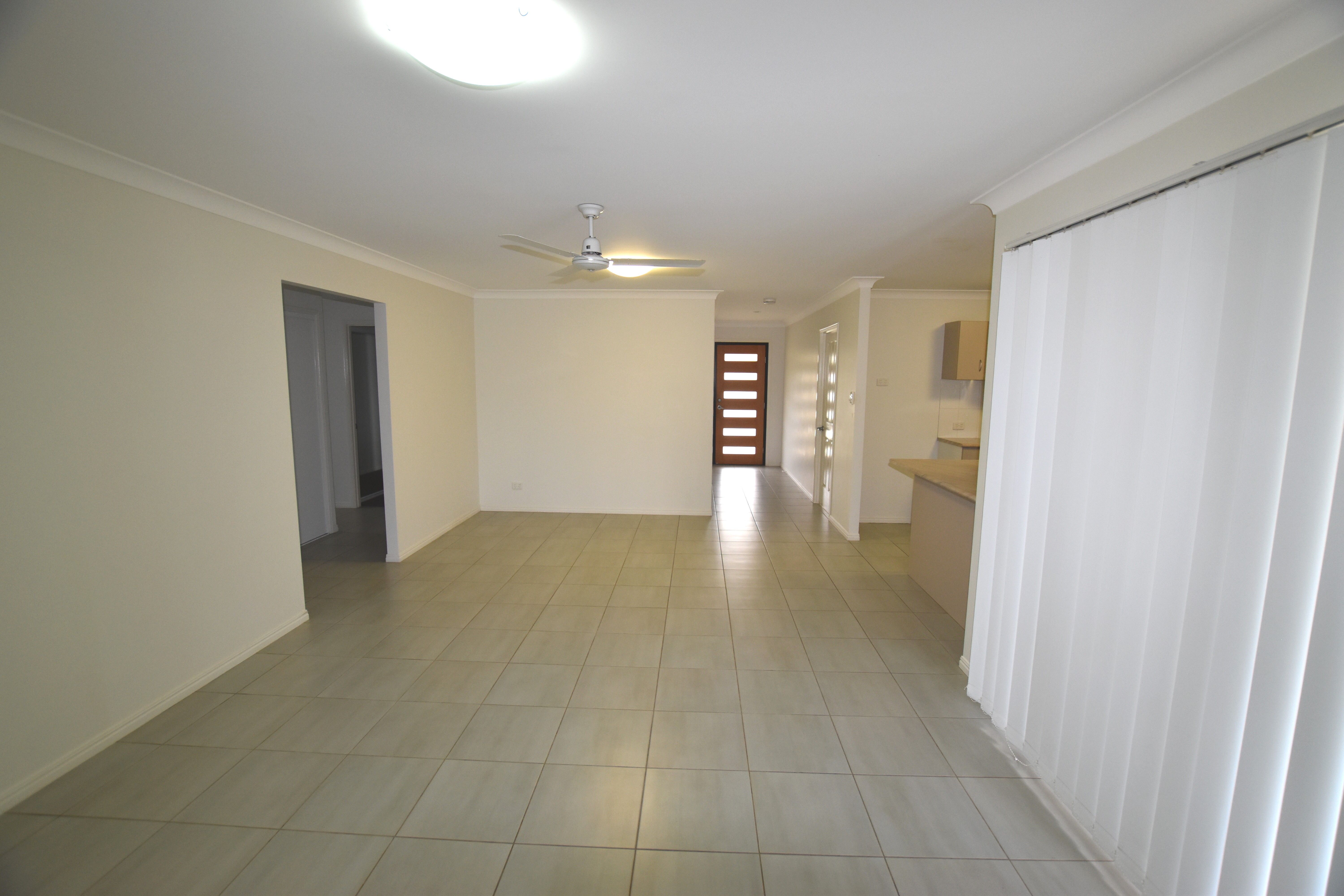 9 Woodland Court, Kirkwood, QLD 4680