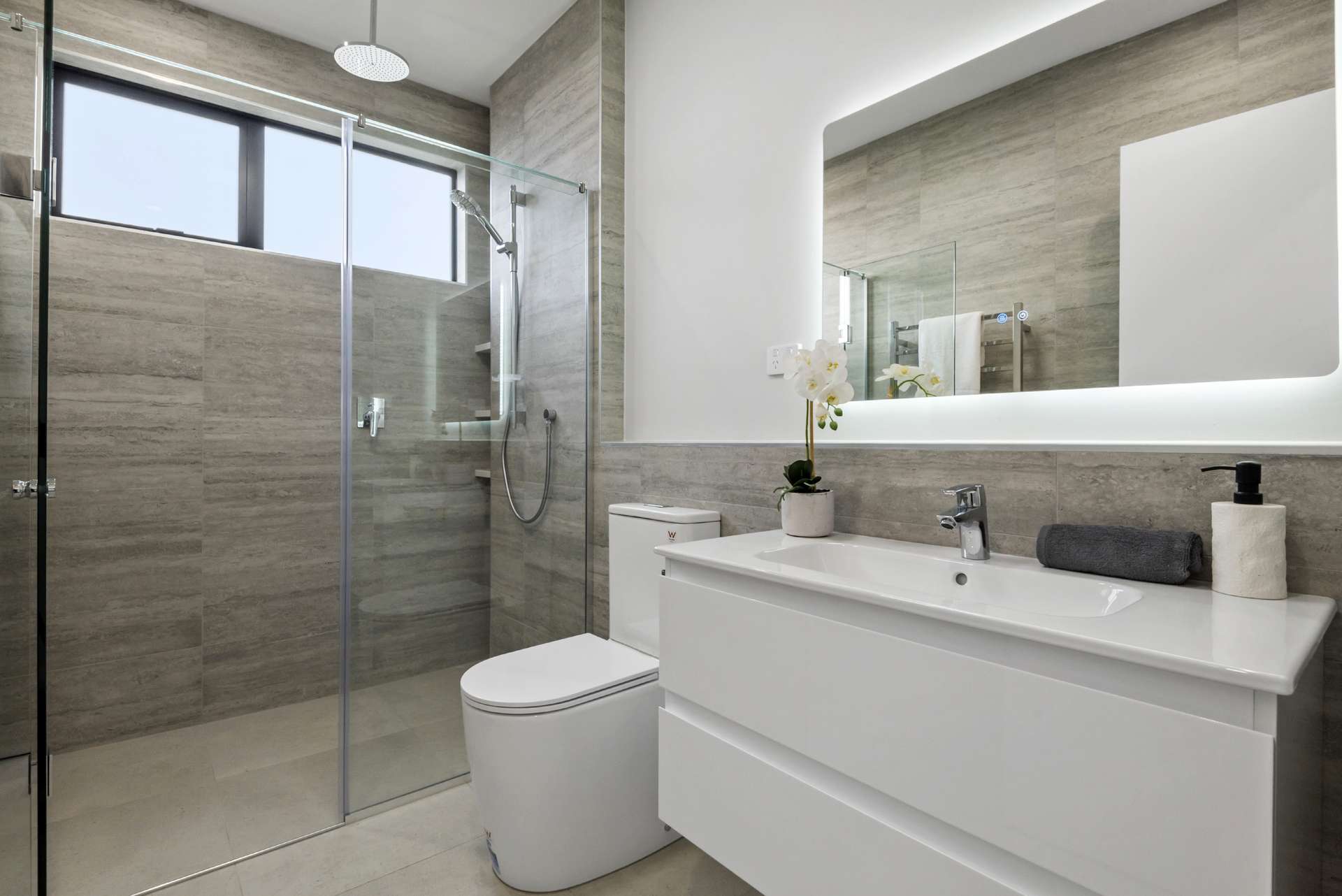 31 Burberry Heights photo 12