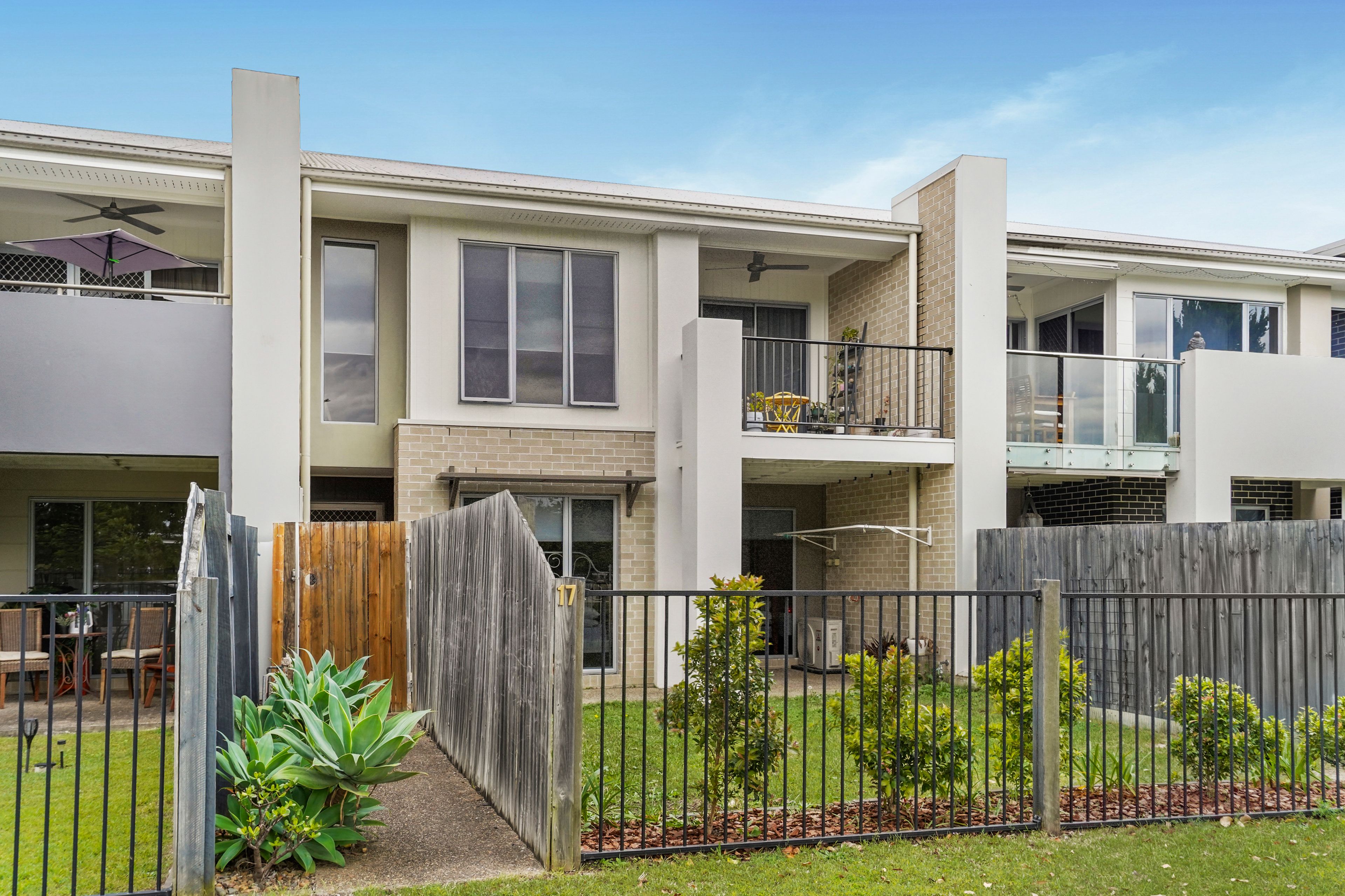 17 Summerview Avenue, Yarrabilba, QLD 4207