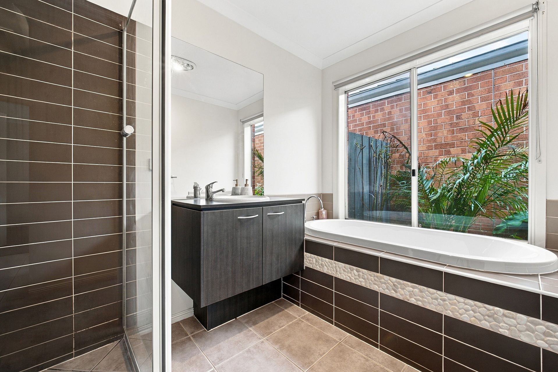 54 Gregson Grove — photo 9 of 14