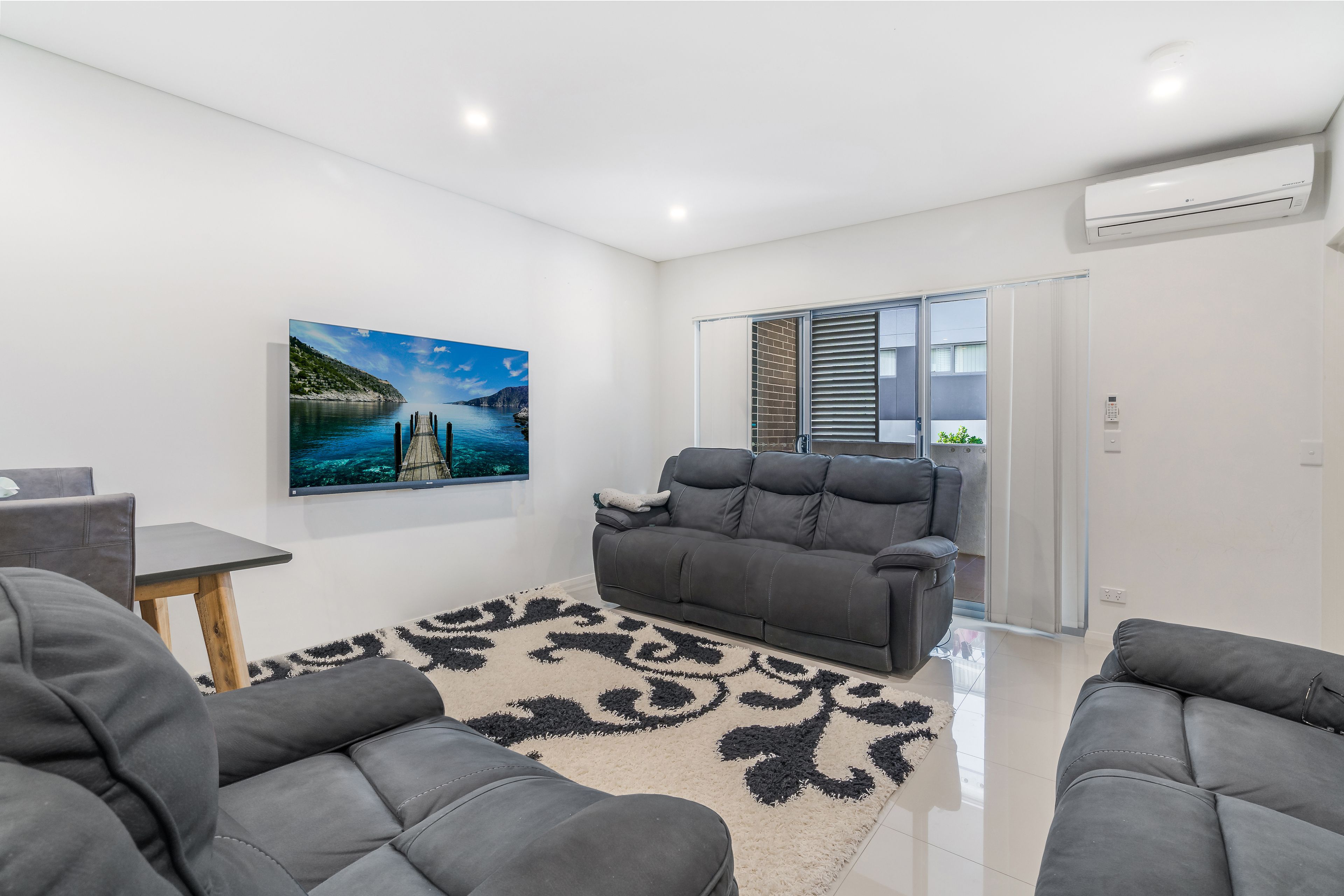 5/2-4 George Street — photo 4 of 12