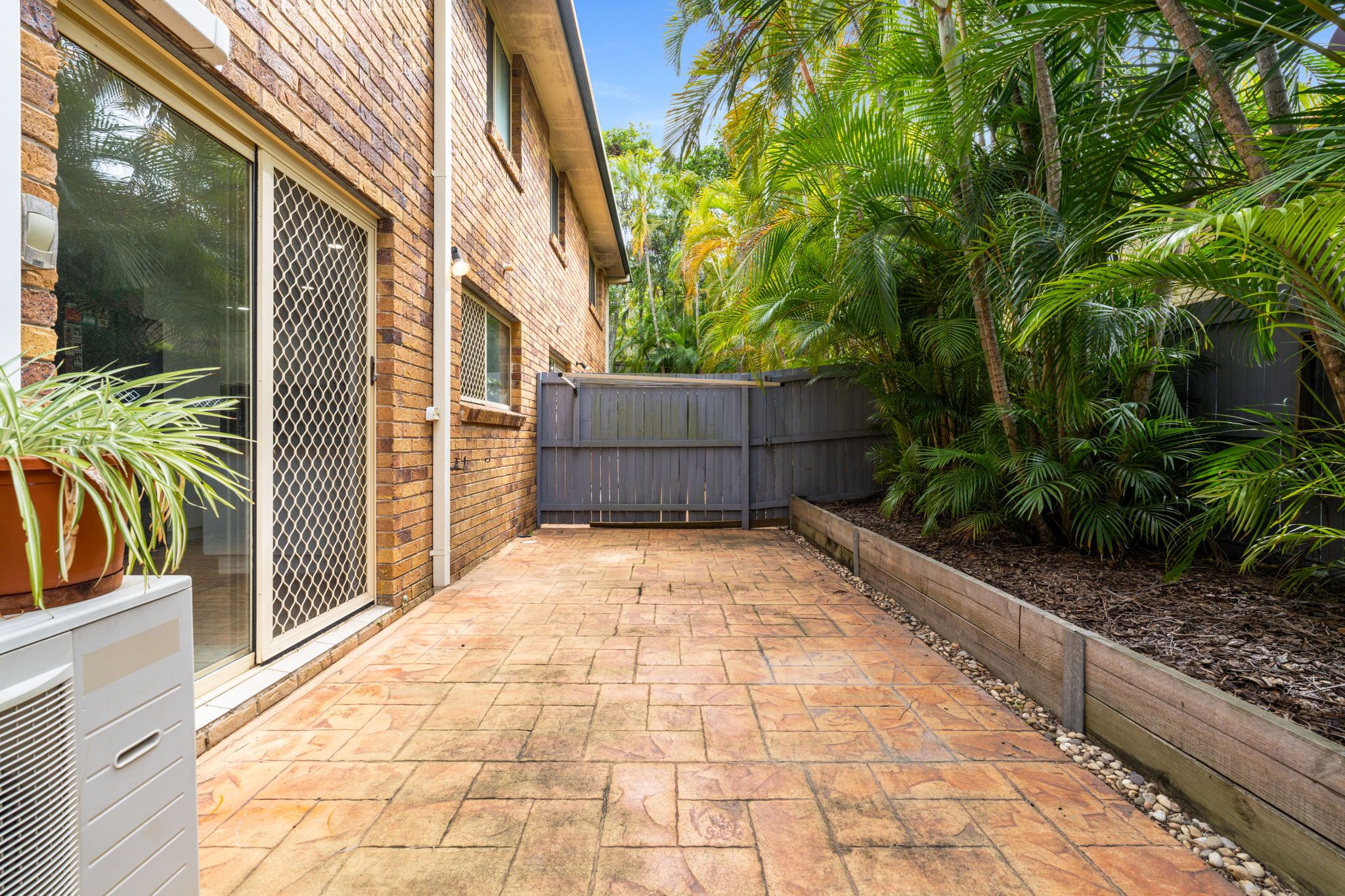 2/134 Johnson Road — photo 15 of 20