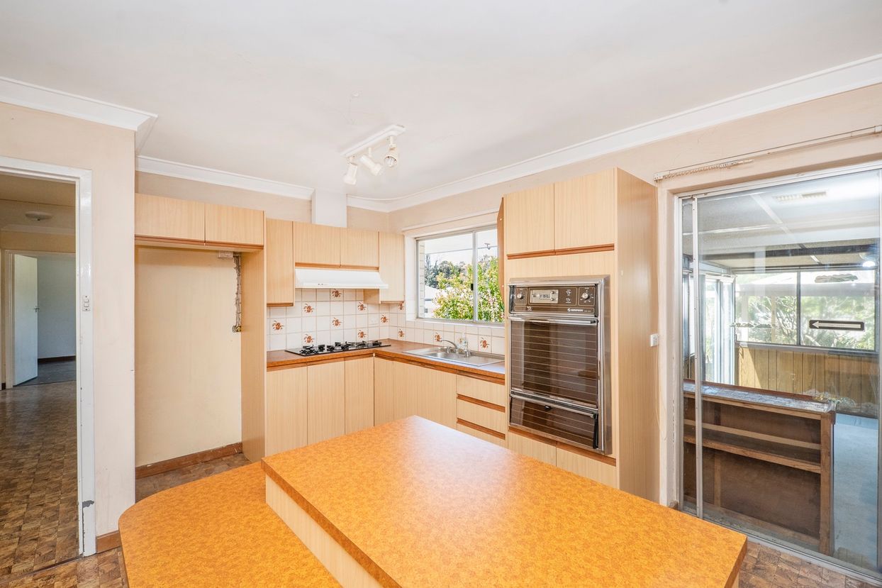 28 Templetonia Avenue, Sorrento, WA 6020