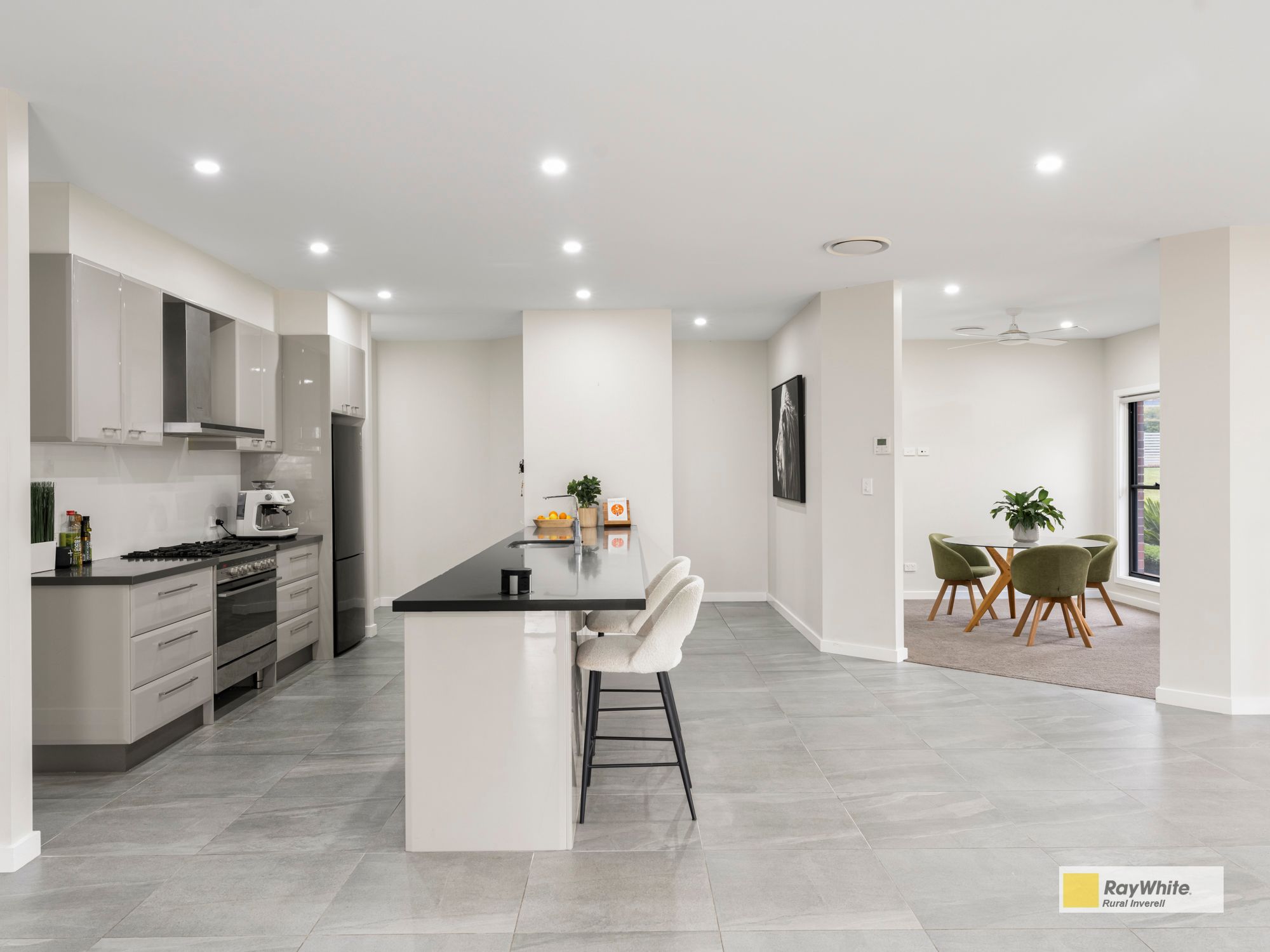 11 Wolbah Close — photo 7 of 30