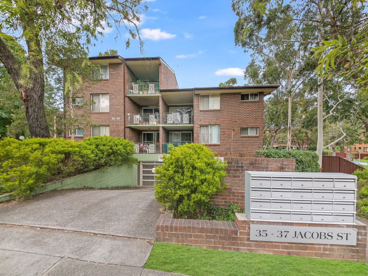 35 Jacob Street, Bankstown NSW 2200