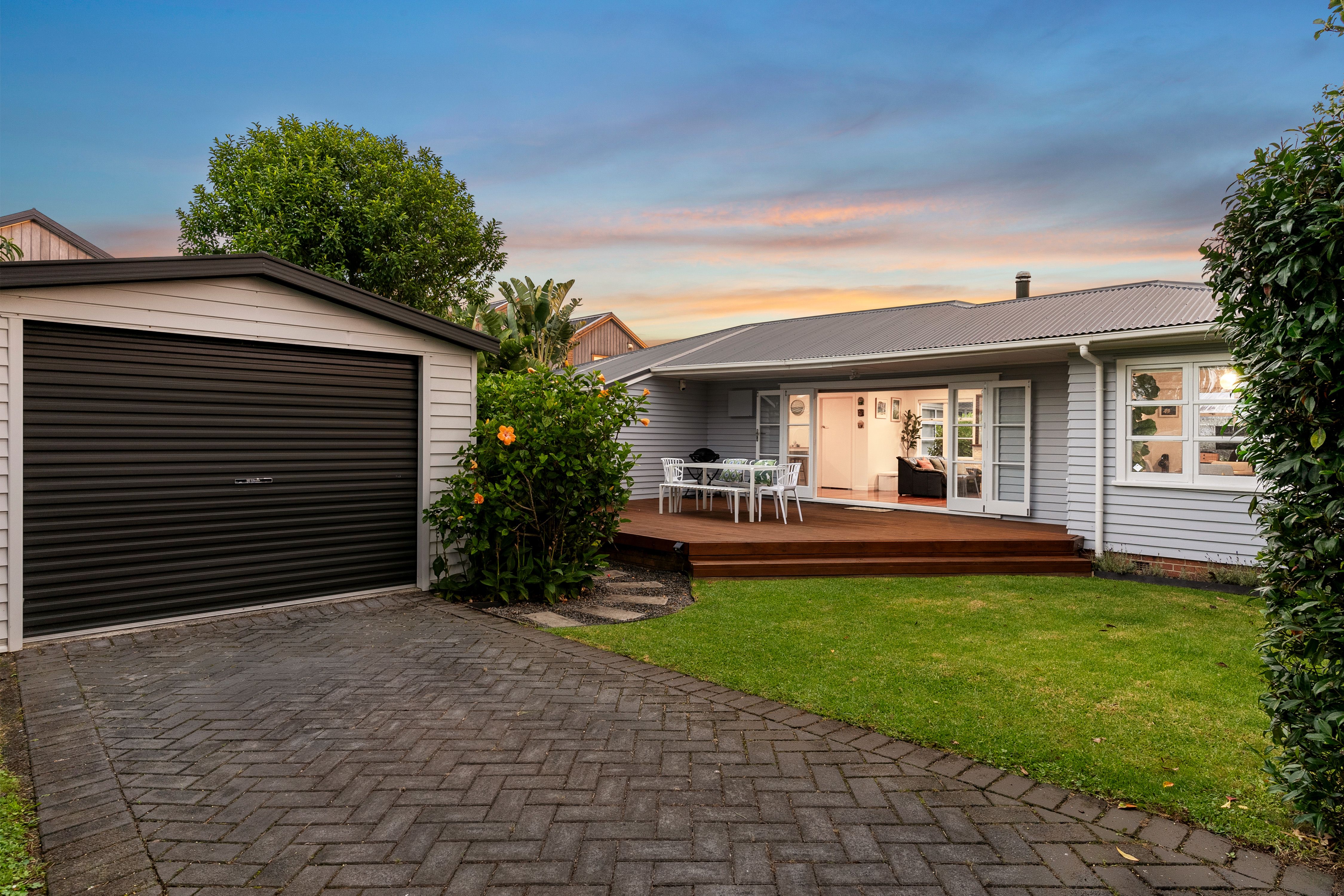 1A Rixon Place, Te Atatu Peninsula, Waitakere City