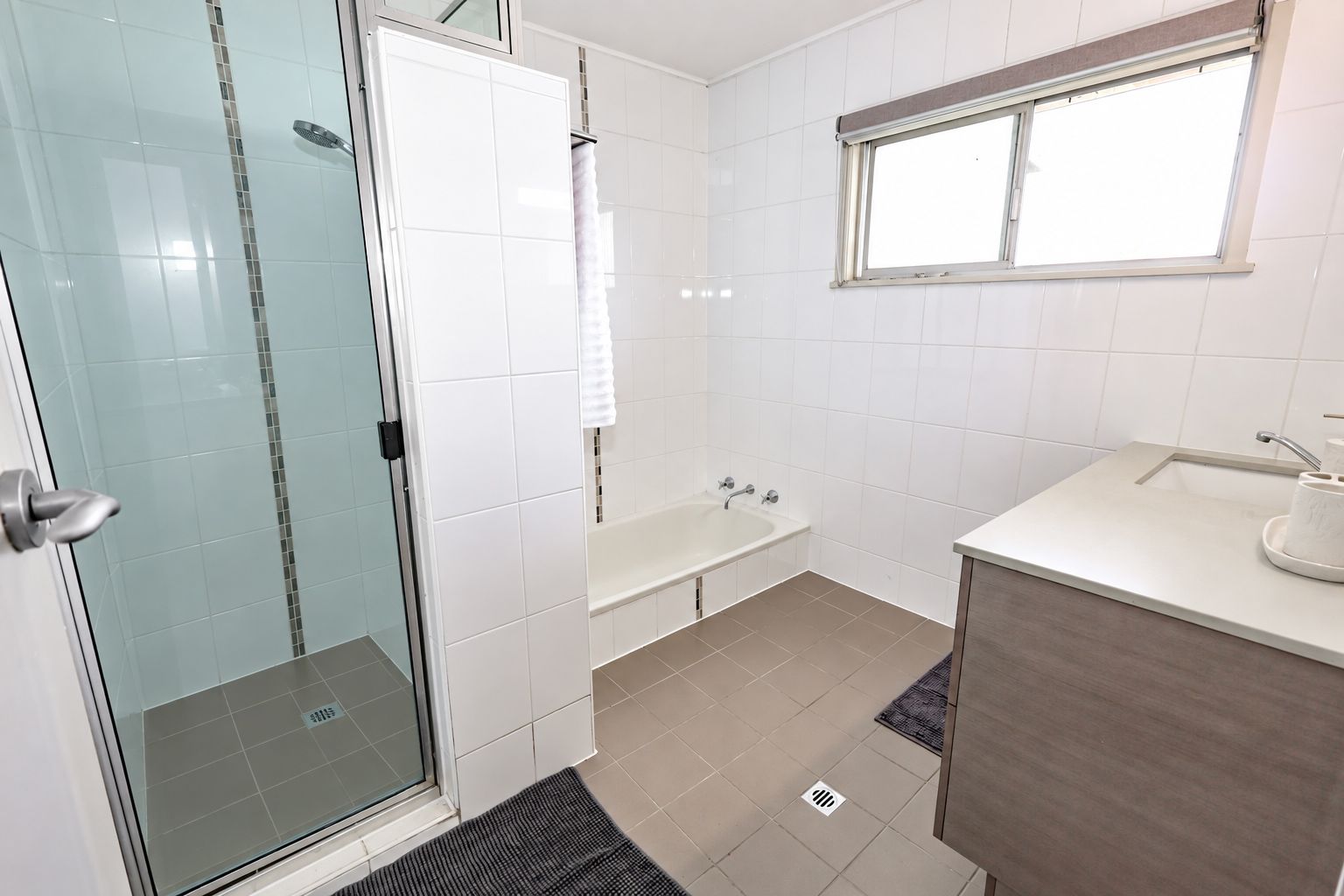 29 Dickson Street — photo 8 of 26